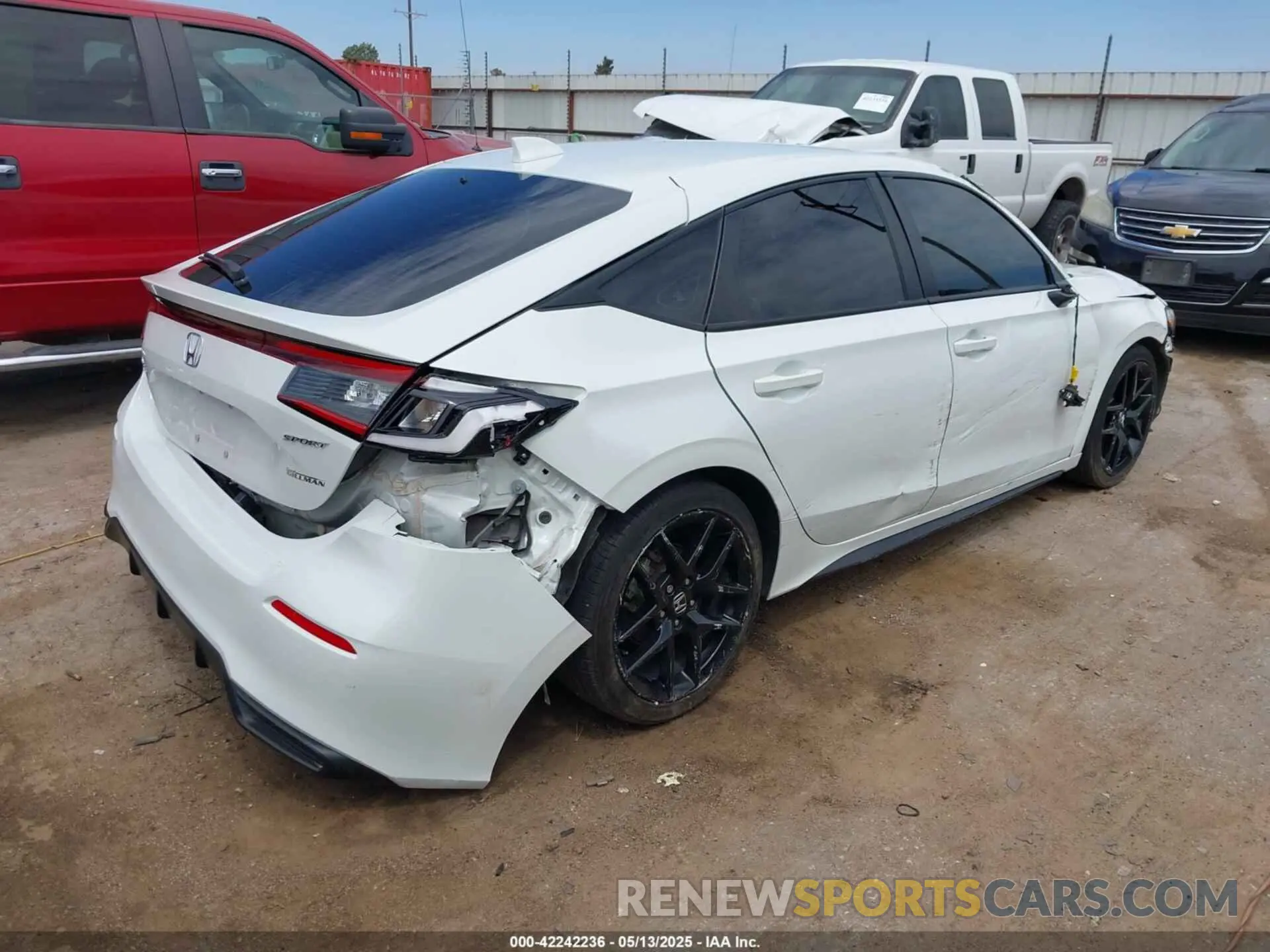 4 Photograph of a damaged car 19XFL2H82PE019187 HONDA CIVIC 2023