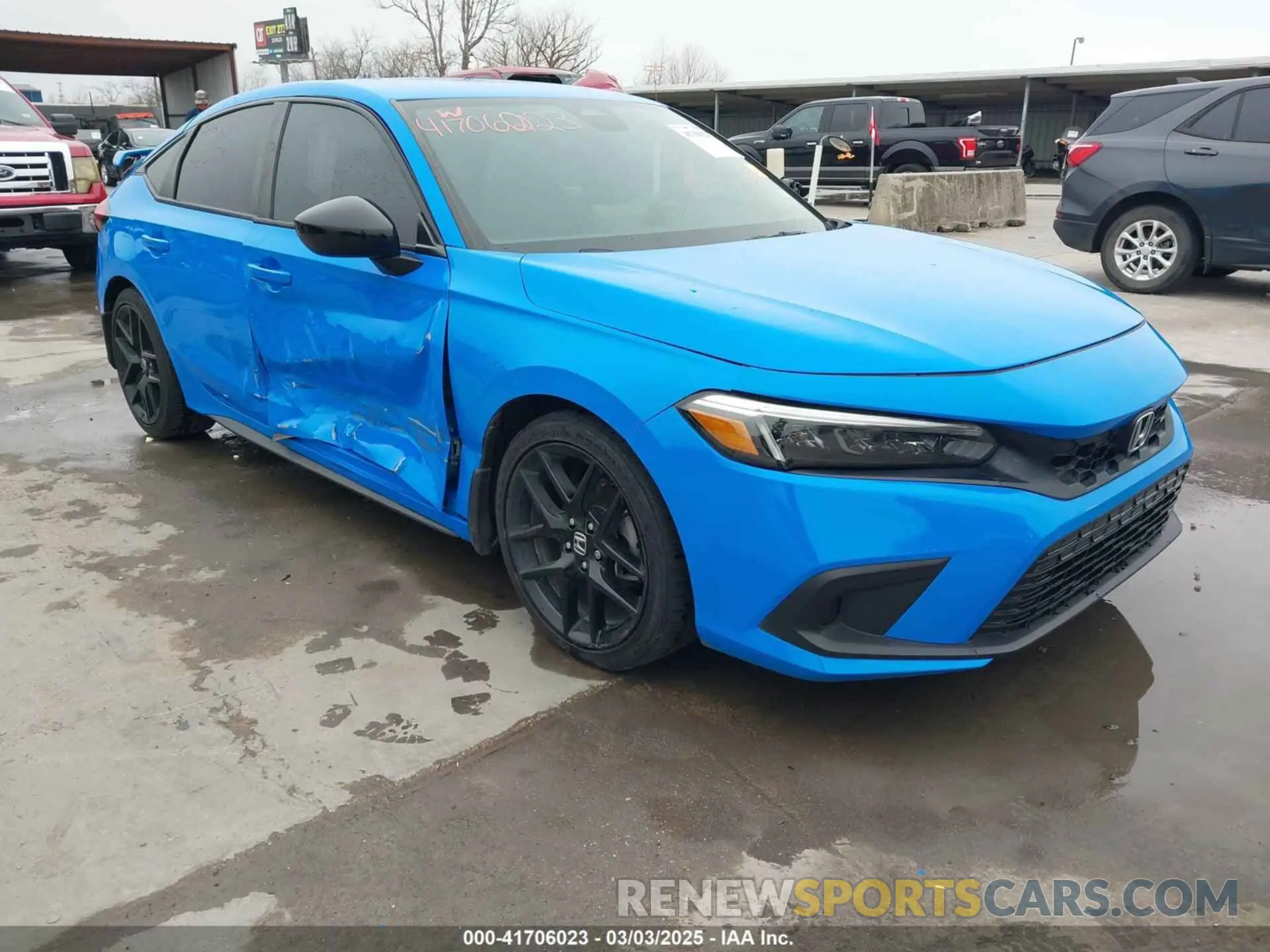 1 Photograph of a damaged car 19XFL2H85PE006515 HONDA CIVIC 2023
