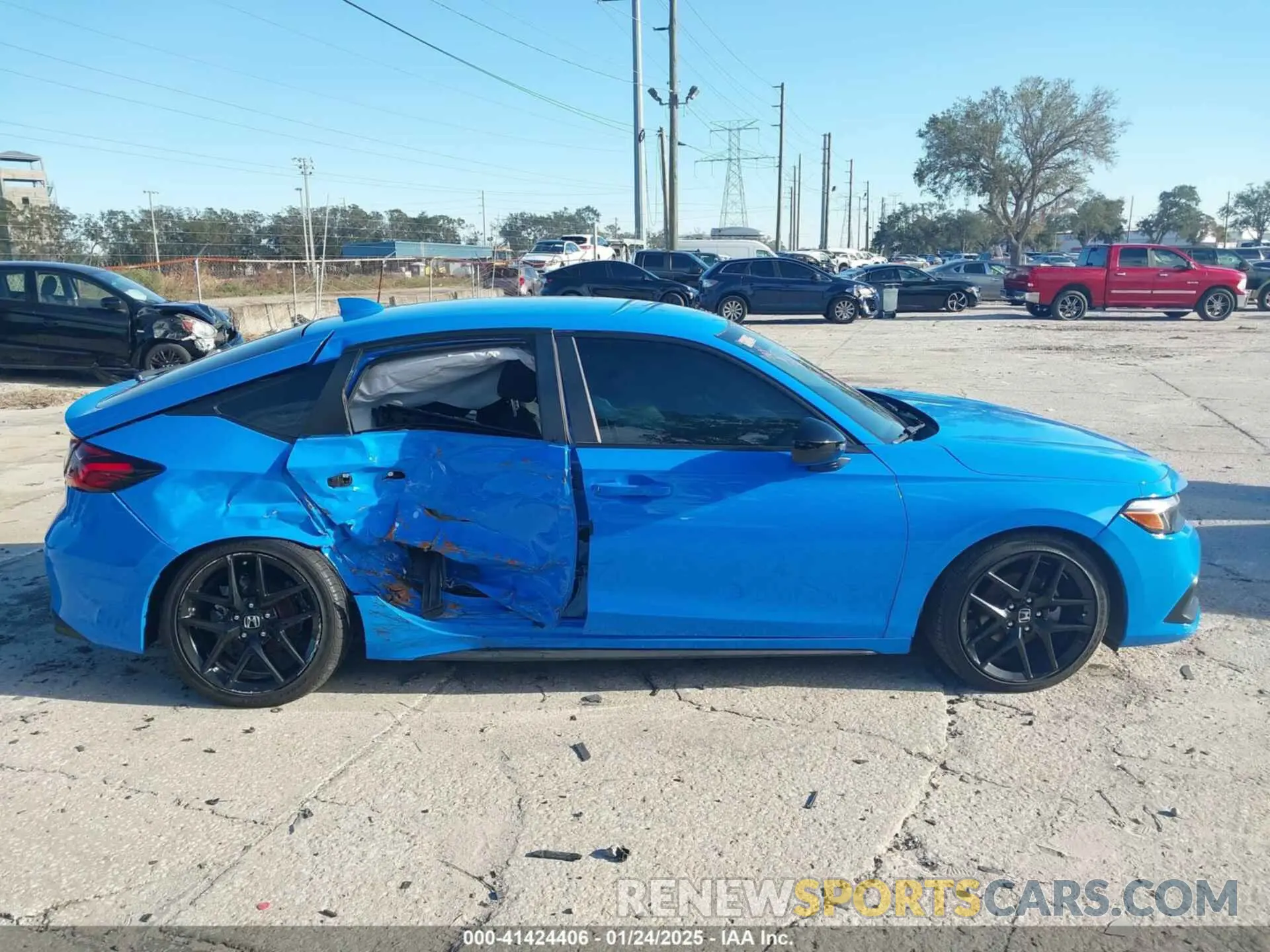 12 Фотография поврежденного автомобиля 19XFL2H85PE006840 HONDA CIVIC 2023