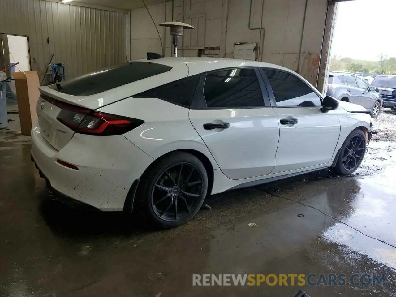 3 Photograph of a damaged car 19XFL2H86PE000495 HONDA CIVIC 2023