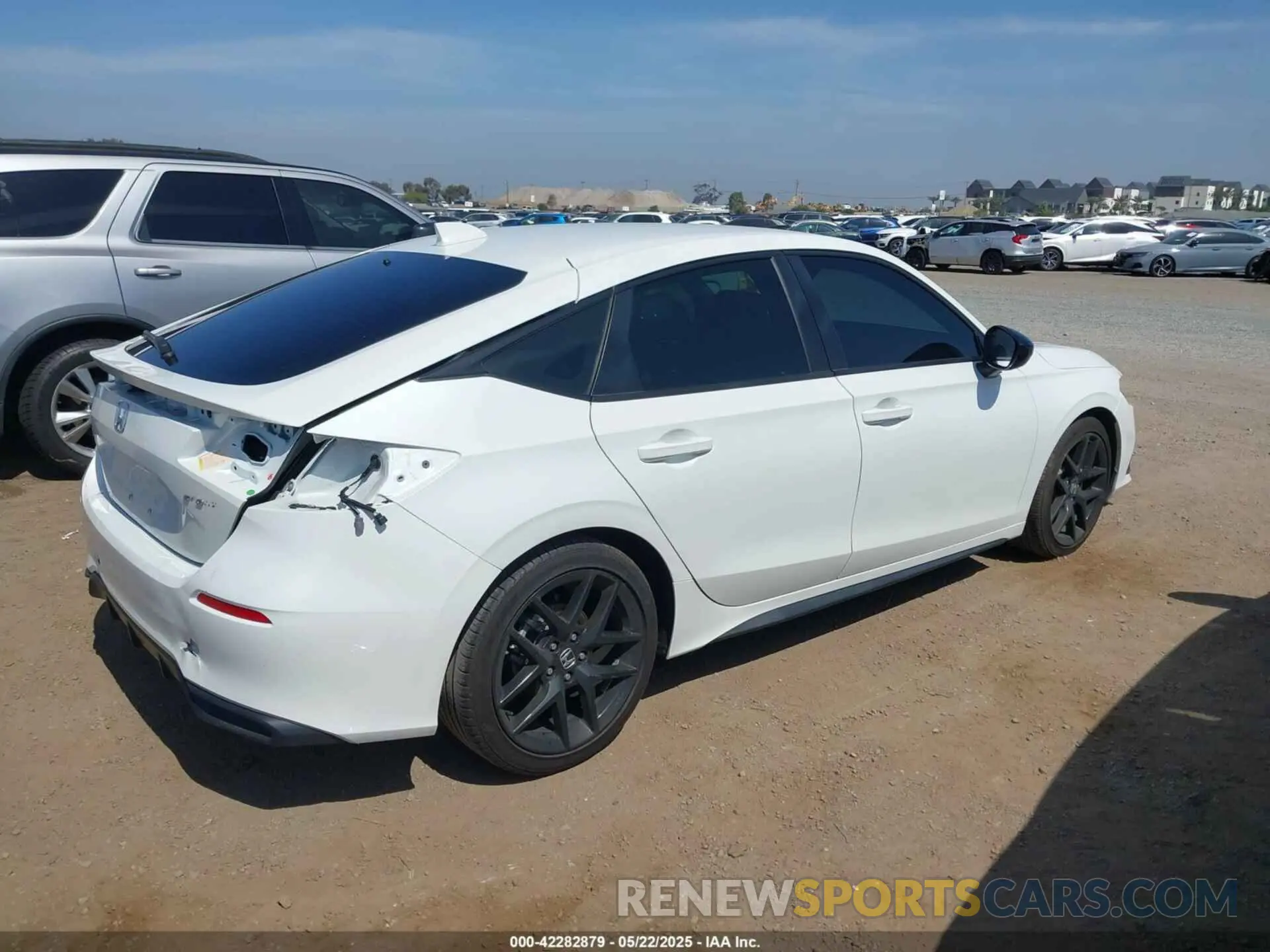 4 Фотография поврежденного автомобиля 19XFL2H86PE005986 HONDA CIVIC 2023