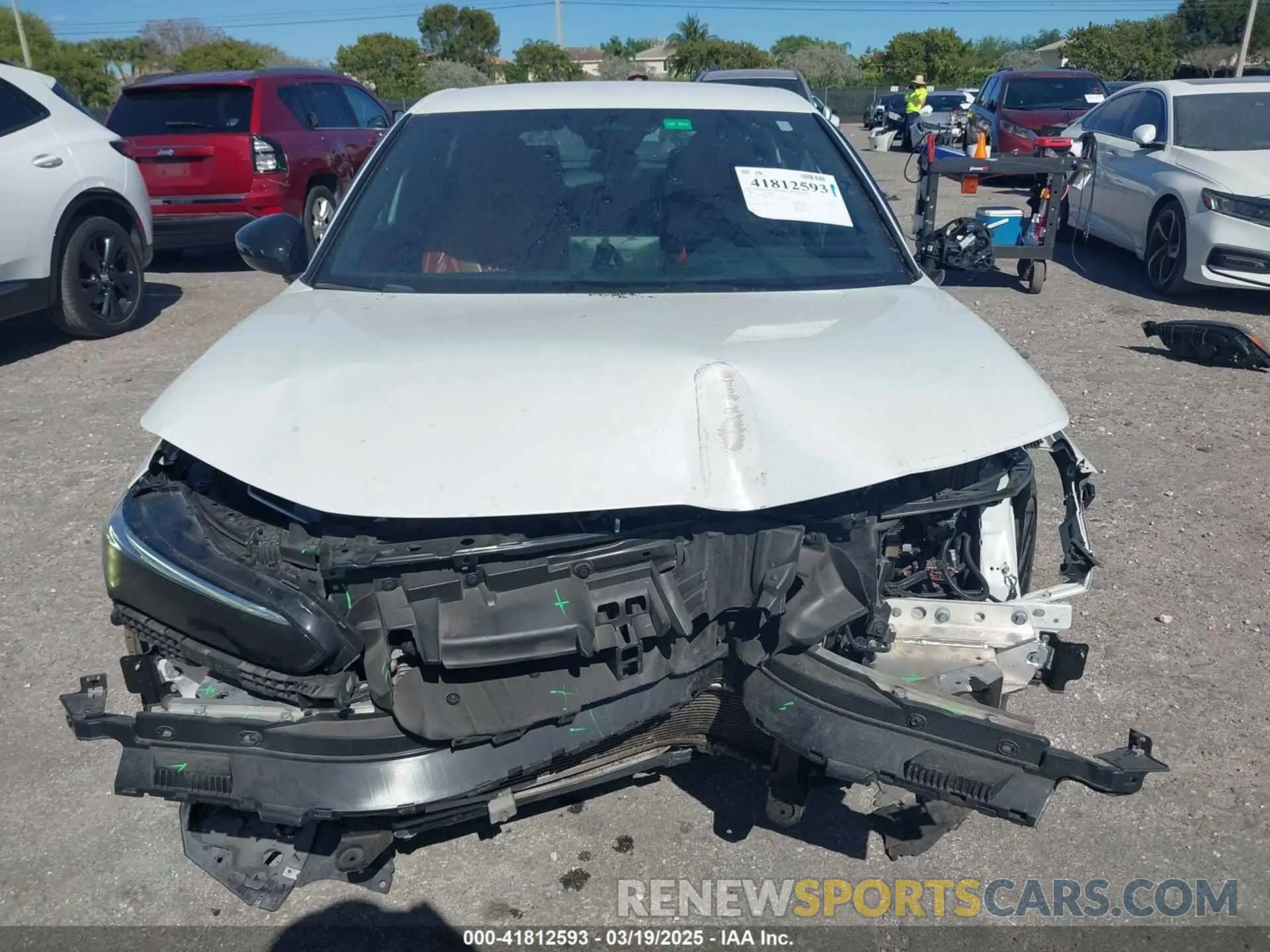 13 Photograph of a damaged car 19XFL2H87PE002675 HONDA CIVIC 2023