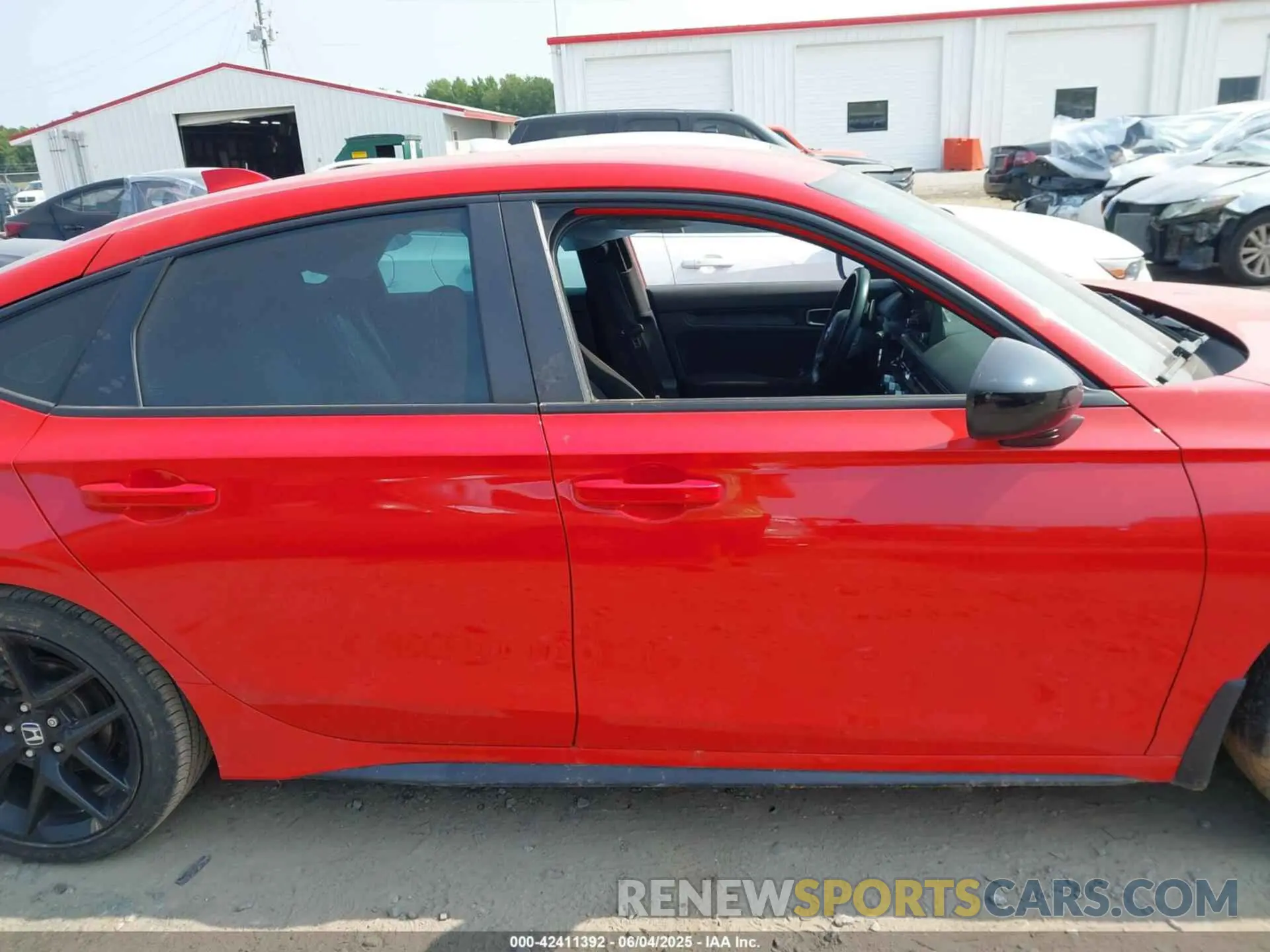 13 Photograph of a damaged car 19XFL2H87PE005138 HONDA CIVIC 2023