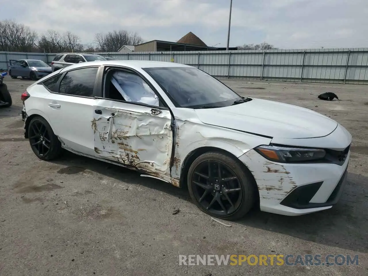 4 Photograph of a damaged car 19XFL2H87PE014387 HONDA CIVIC 2023