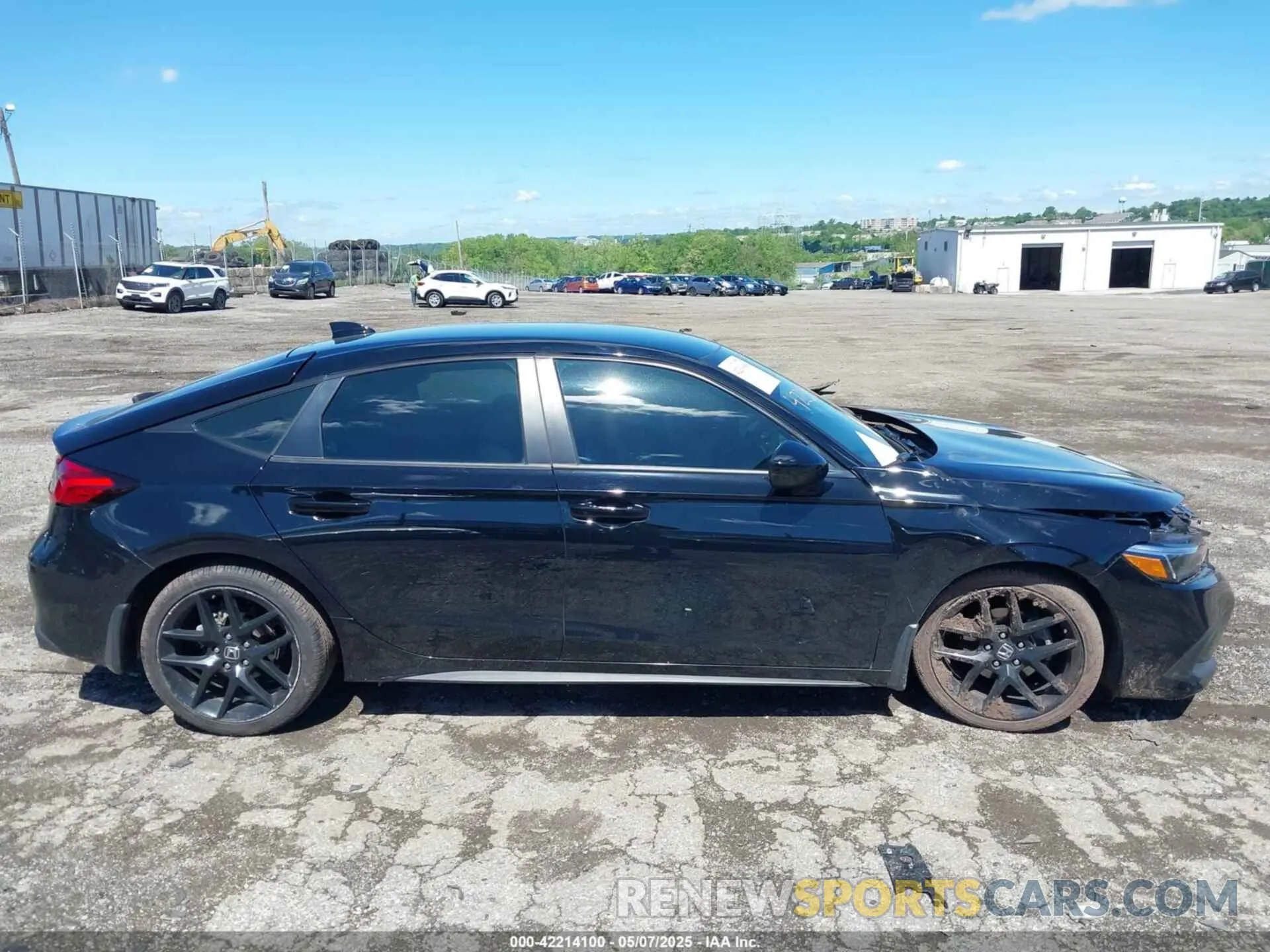 14 Photograph of a damaged car 19XFL2H88PE019517 HONDA CIVIC 2023