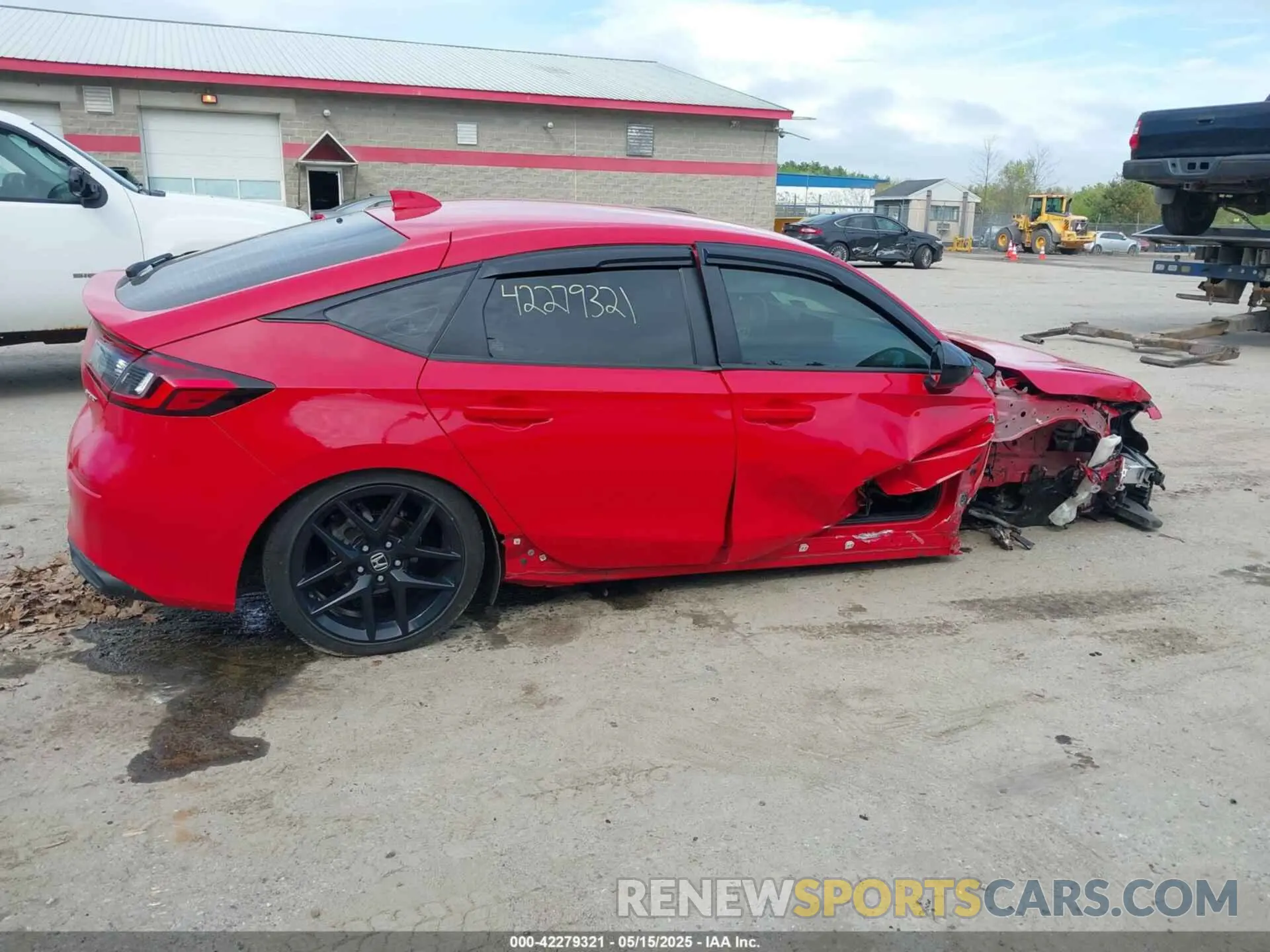 13 Photograph of a damaged car 19XFL2H88PE021378 HONDA CIVIC 2023