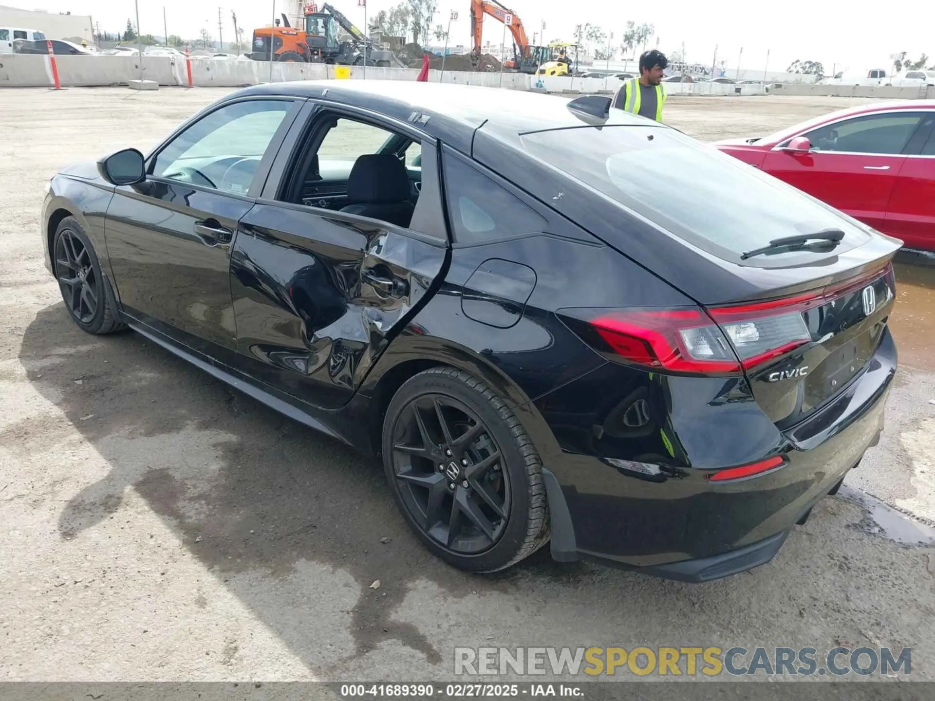 3 Фотография поврежденного автомобиля 19XFL2H89PE001737 HONDA CIVIC 2023