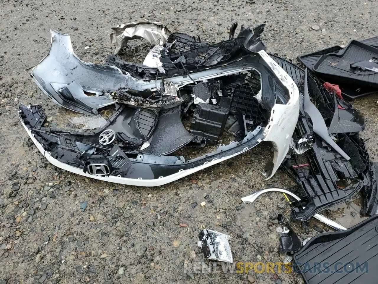14 Photograph of a damaged car 19XFL2H89PE008395 HONDA CIVIC 2023