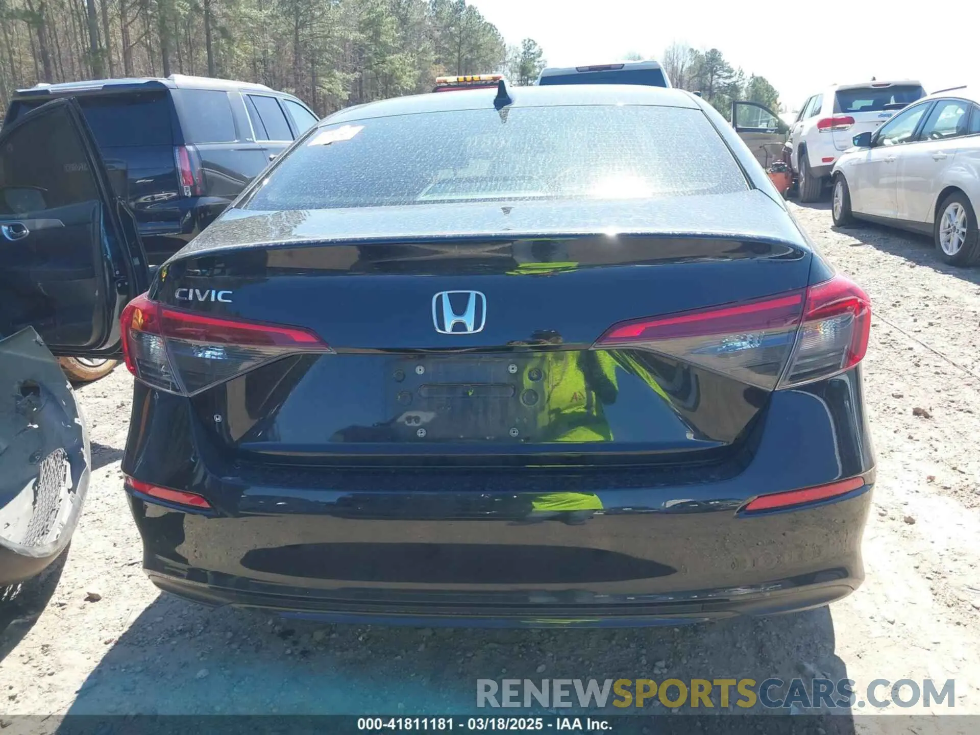14 Photograph of a damaged car 2HGFE1F70PH306371 HONDA CIVIC 2023