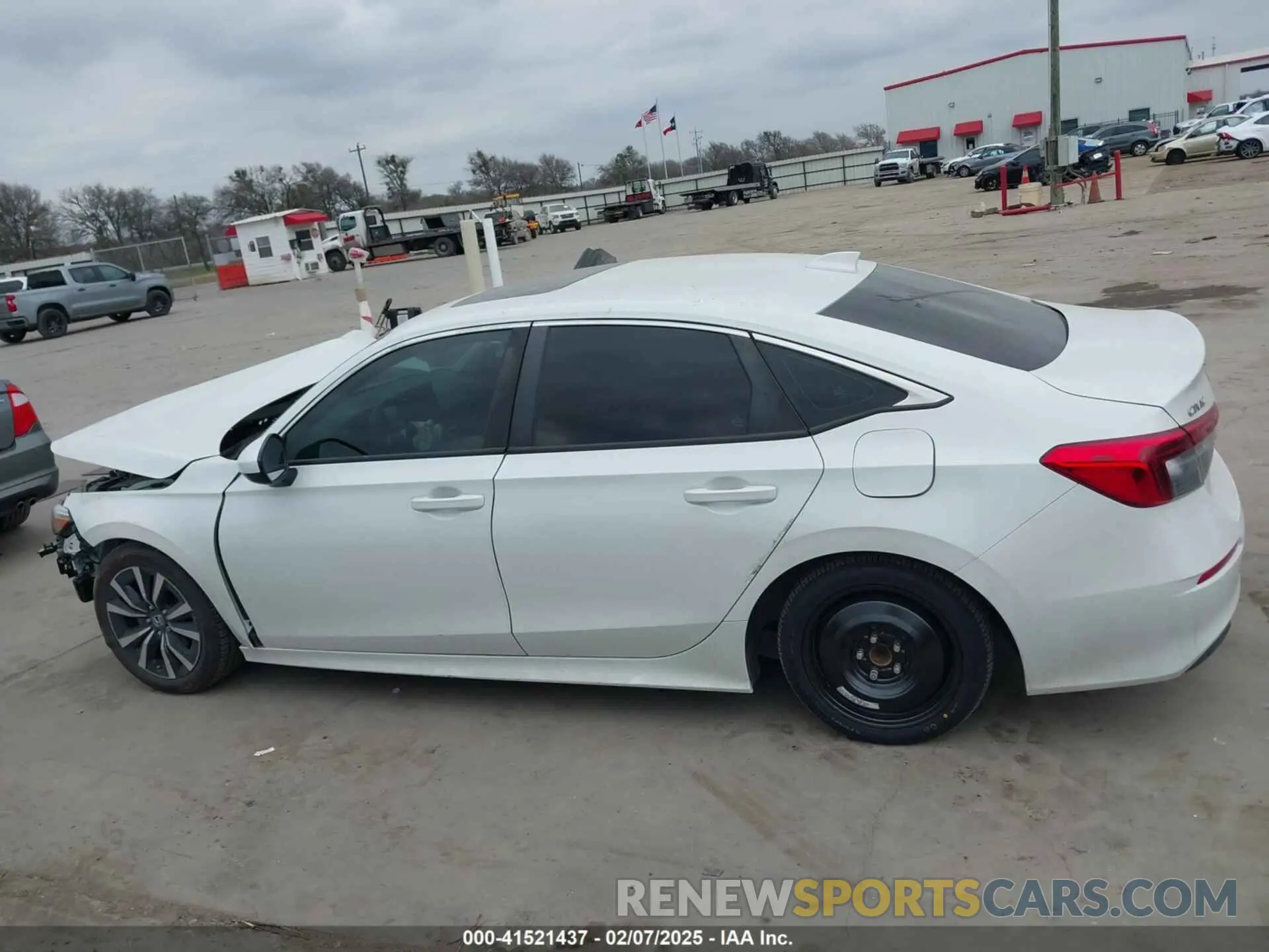 15 Photograph of a damaged car 2HGFE1F75PH302767 HONDA CIVIC 2023