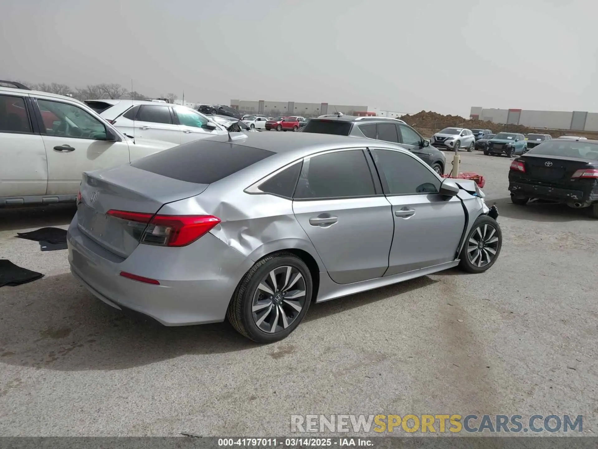 4 Фотография поврежденного автомобиля 2HGFE1F77PH321210 HONDA CIVIC 2023