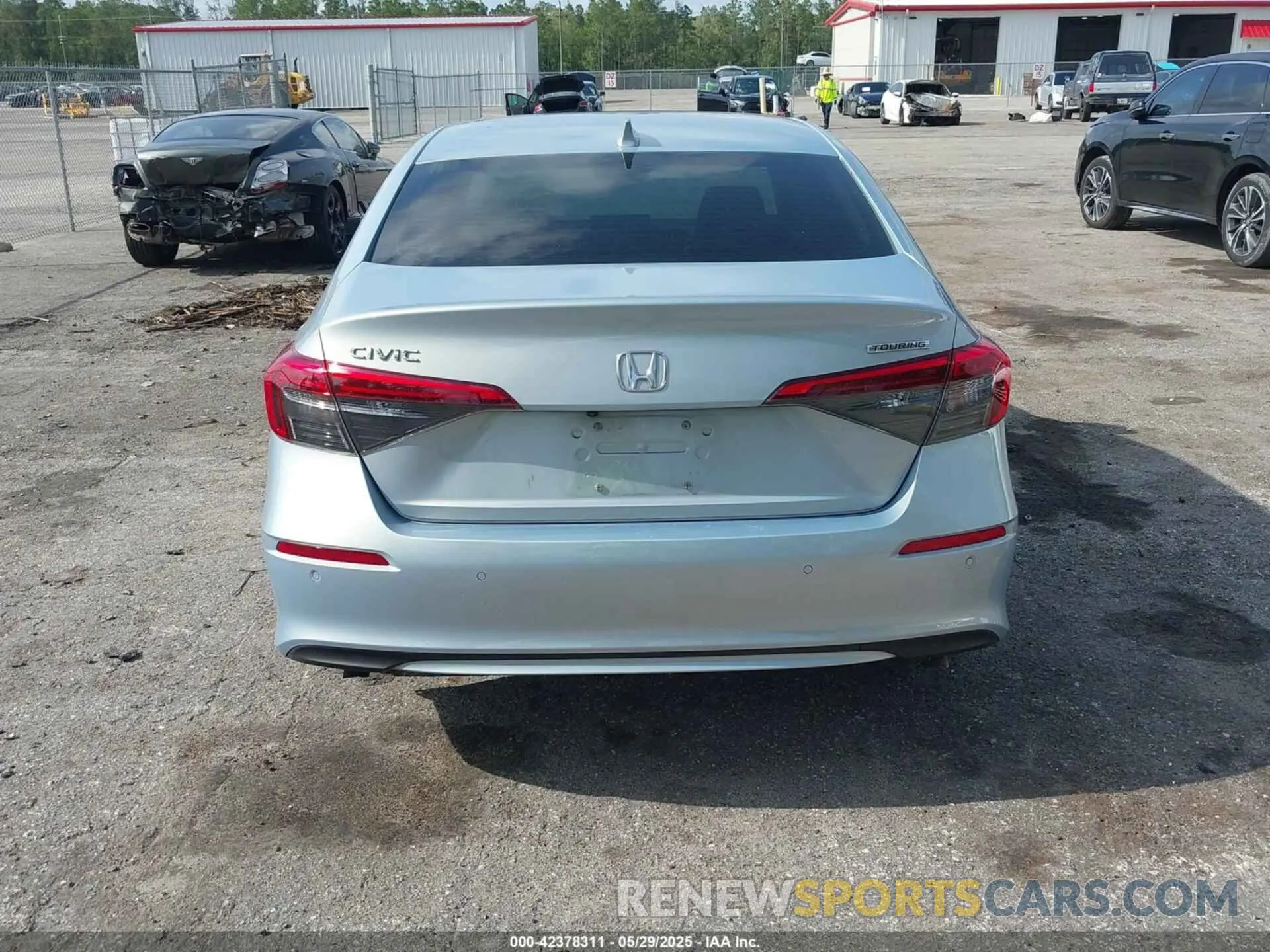 17 Photograph of a damaged car 2HGFE1F91PH305053 HONDA CIVIC 2023