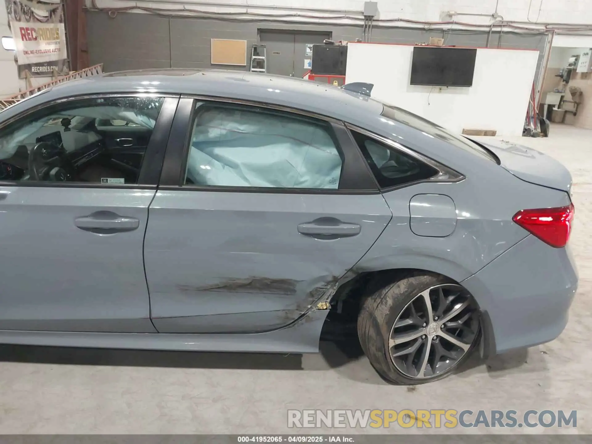 6 Photograph of a damaged car 2HGFE1F95PH317044 HONDA CIVIC 2023