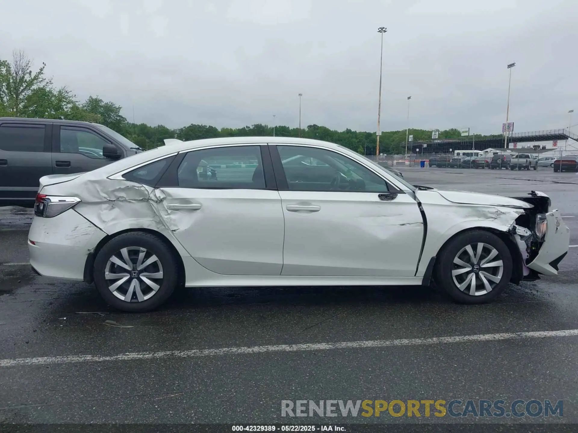 13 Photograph of a damaged car 2HGFE2F21PH565753 HONDA CIVIC 2023