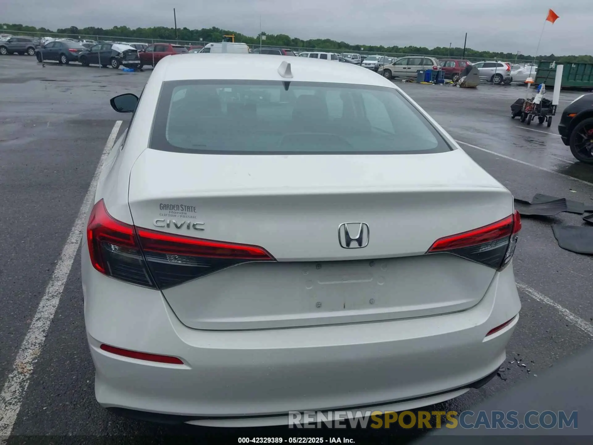 16 Photograph of a damaged car 2HGFE2F21PH565753 HONDA CIVIC 2023