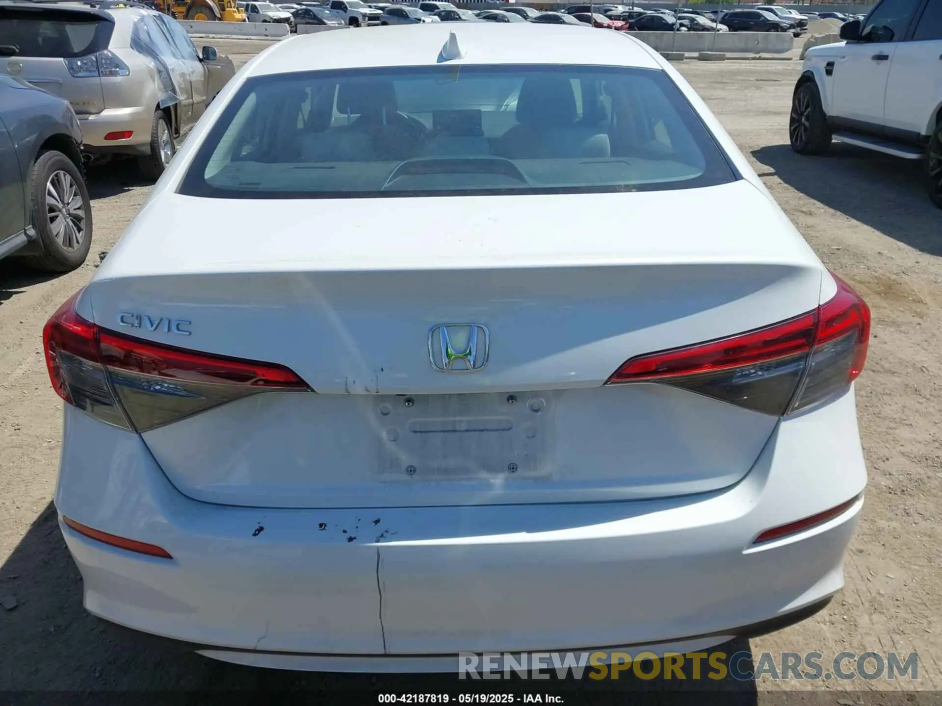 17 Photograph of a damaged car 2HGFE2F23PH533158 HONDA CIVIC 2023