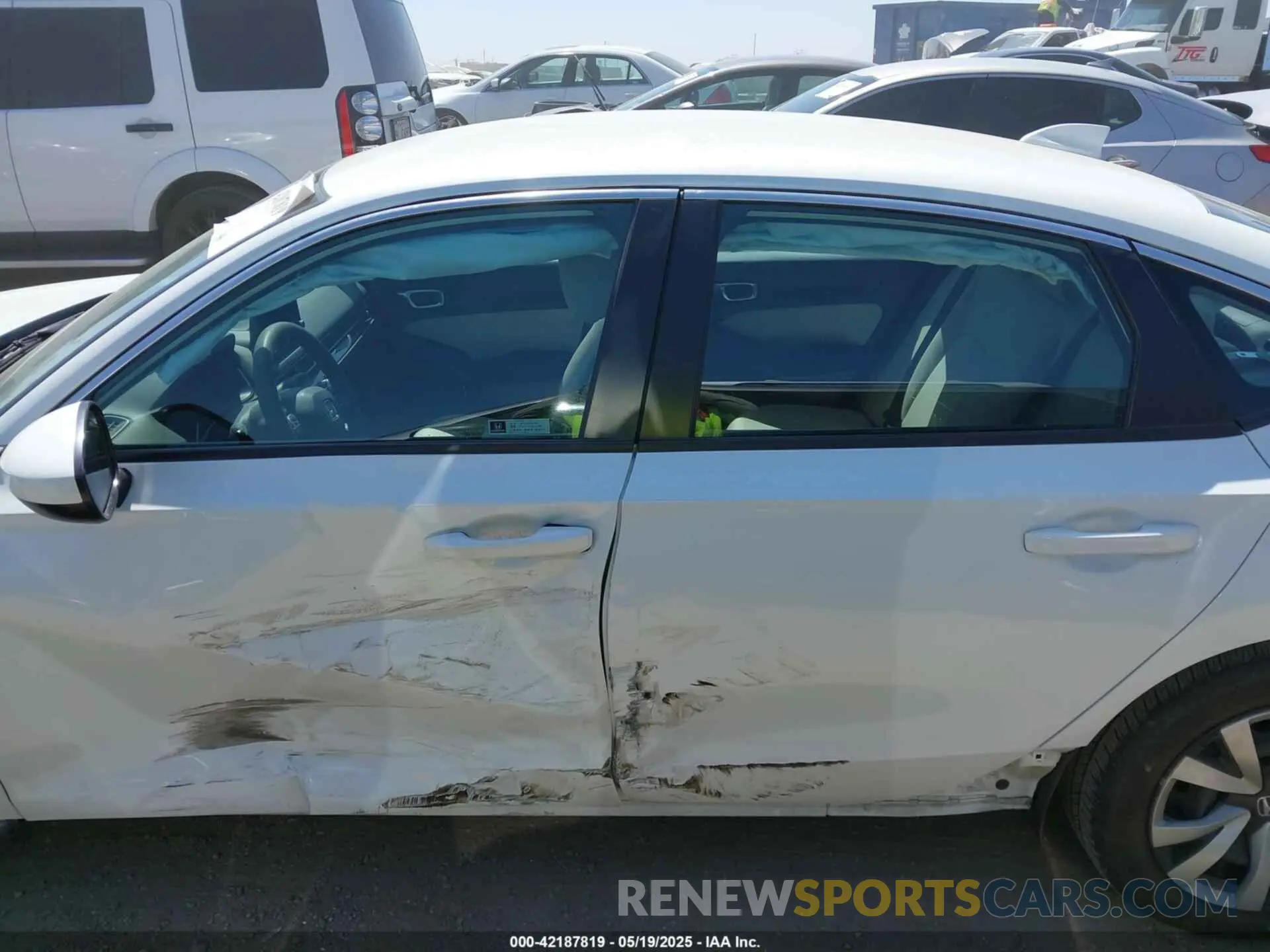 6 Photograph of a damaged car 2HGFE2F23PH533158 HONDA CIVIC 2023