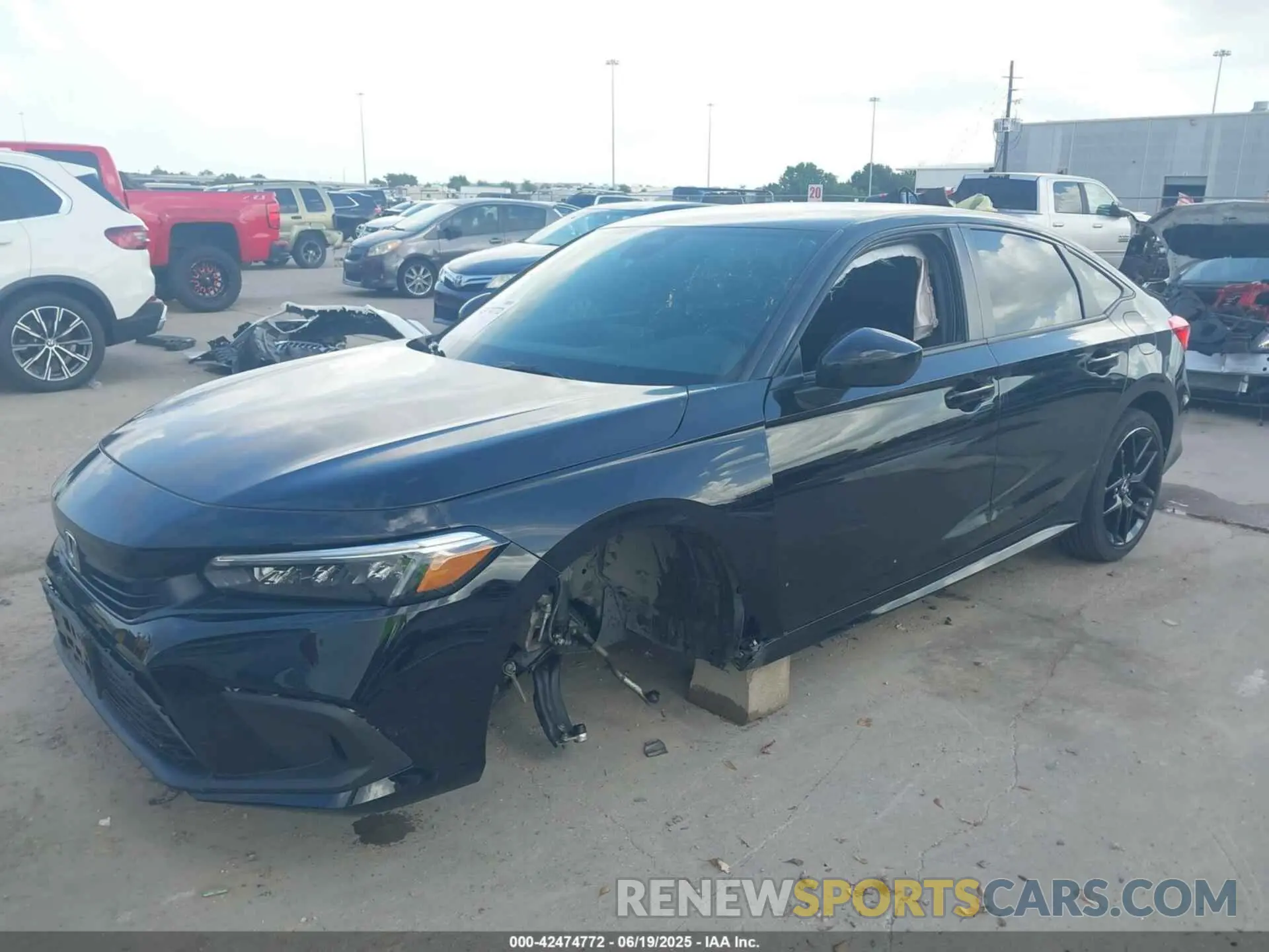 2 Фотография поврежденного автомобиля 2HGFE2F50PH570419 HONDA CIVIC 2023