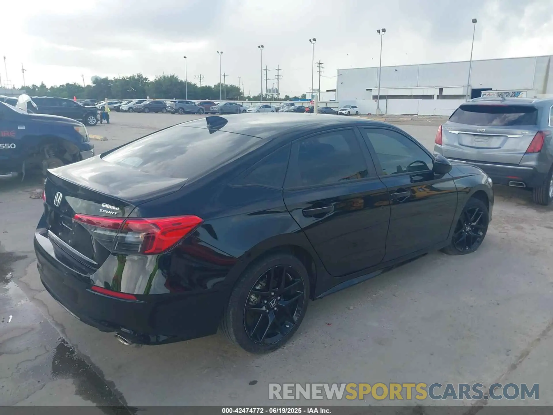 4 Фотография поврежденного автомобиля 2HGFE2F50PH570419 HONDA CIVIC 2023