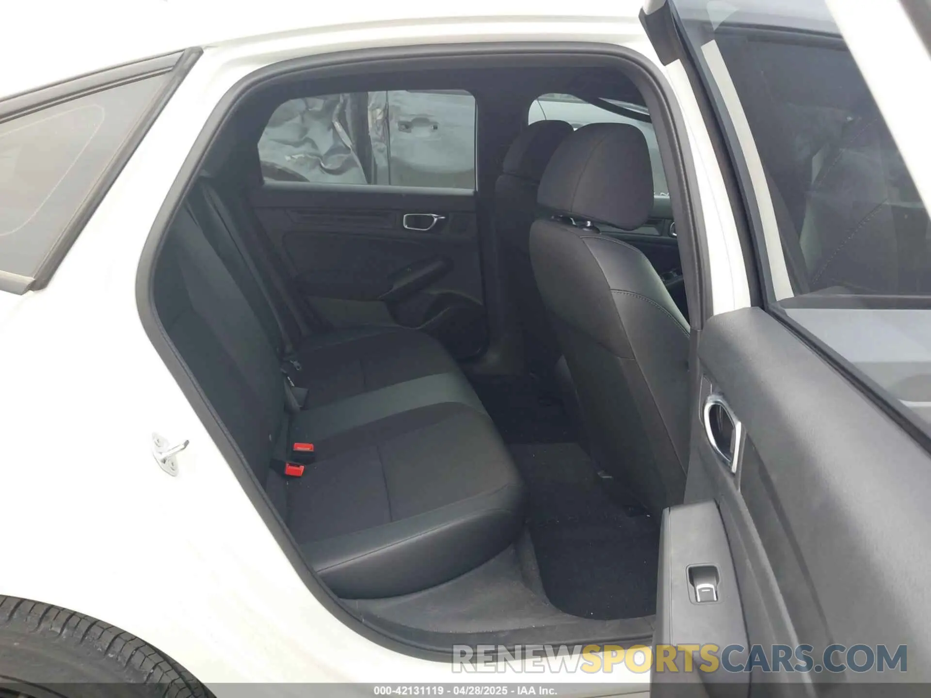 8 Photograph of a damaged car 2HGFE2F51PH506339 HONDA CIVIC 2023