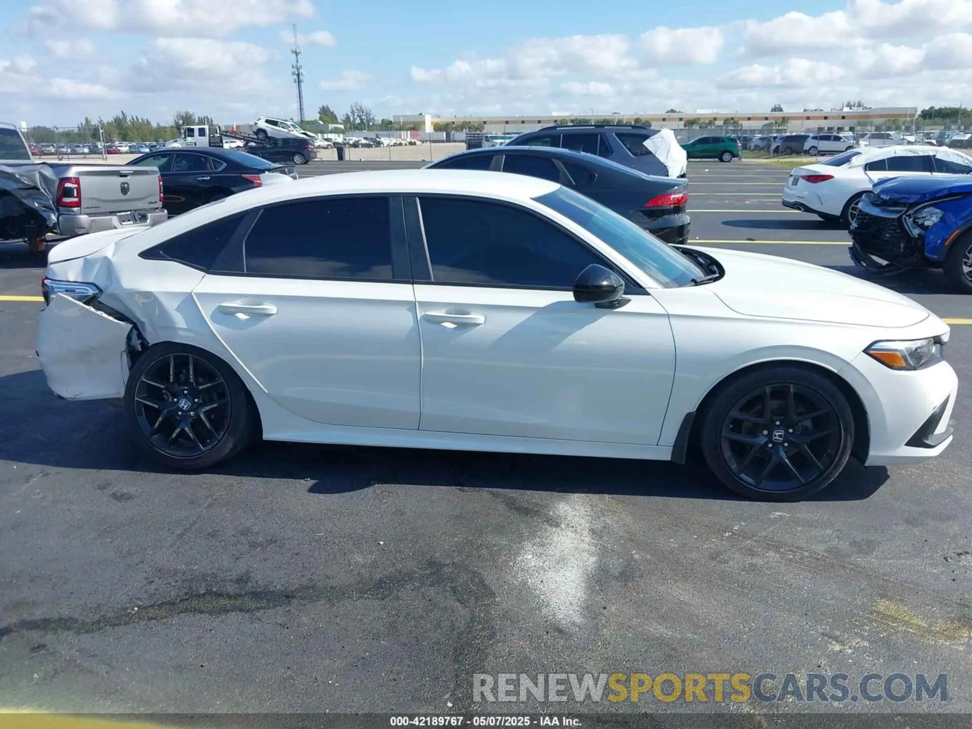 13 Фотография поврежденного автомобиля 2HGFE2F51PH525909 HONDA CIVIC 2023