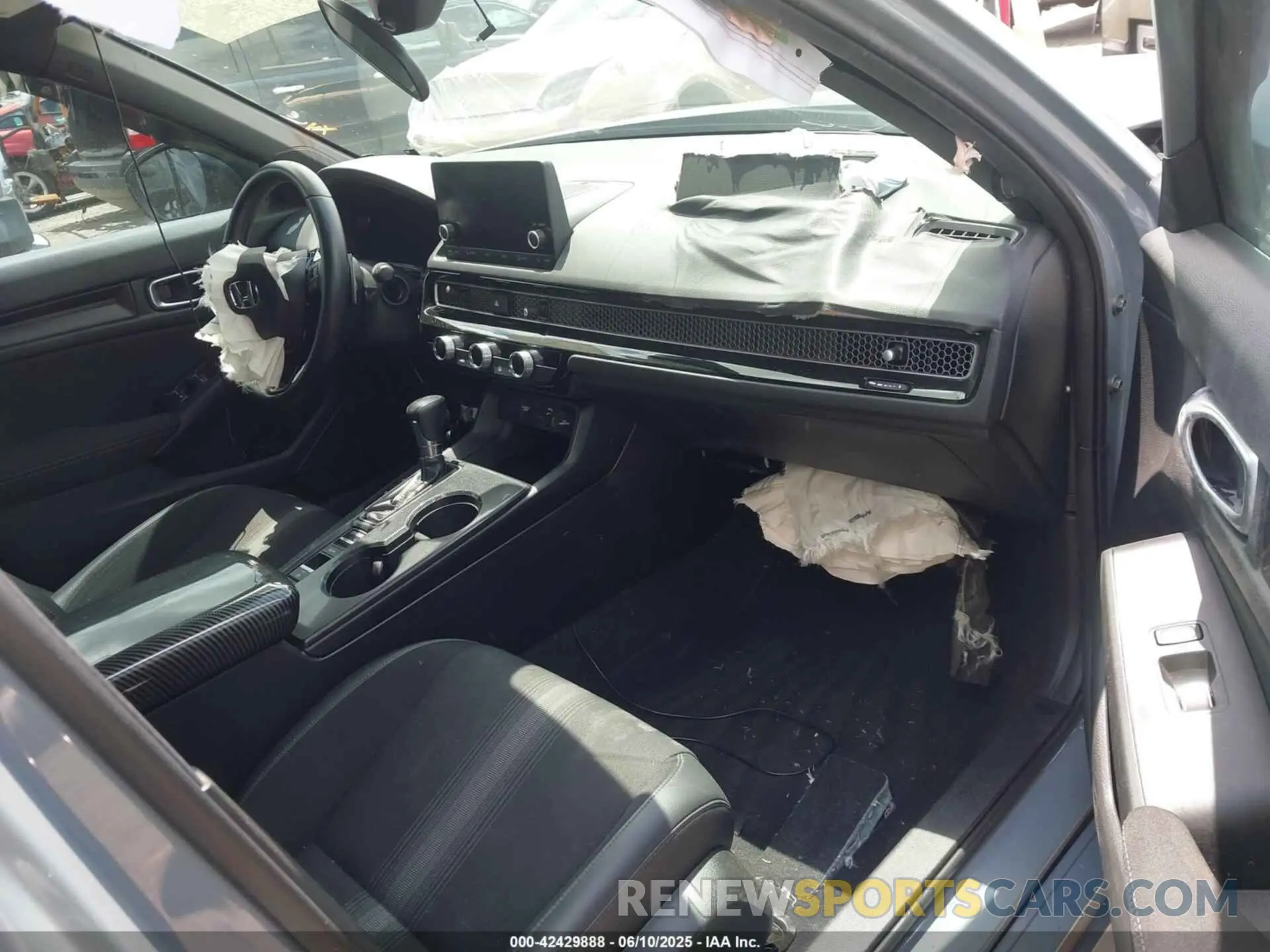 5 Фотография поврежденного автомобиля 2HGFE2F52PH530911 HONDA CIVIC 2023