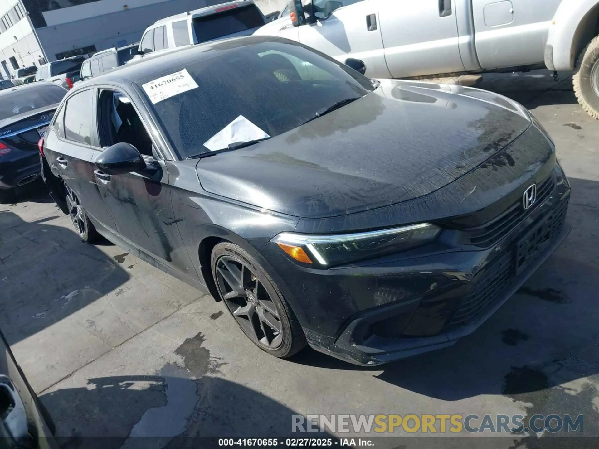 1 Photograph of a damaged car 2HGFE2F54PH513480 HONDA CIVIC 2023