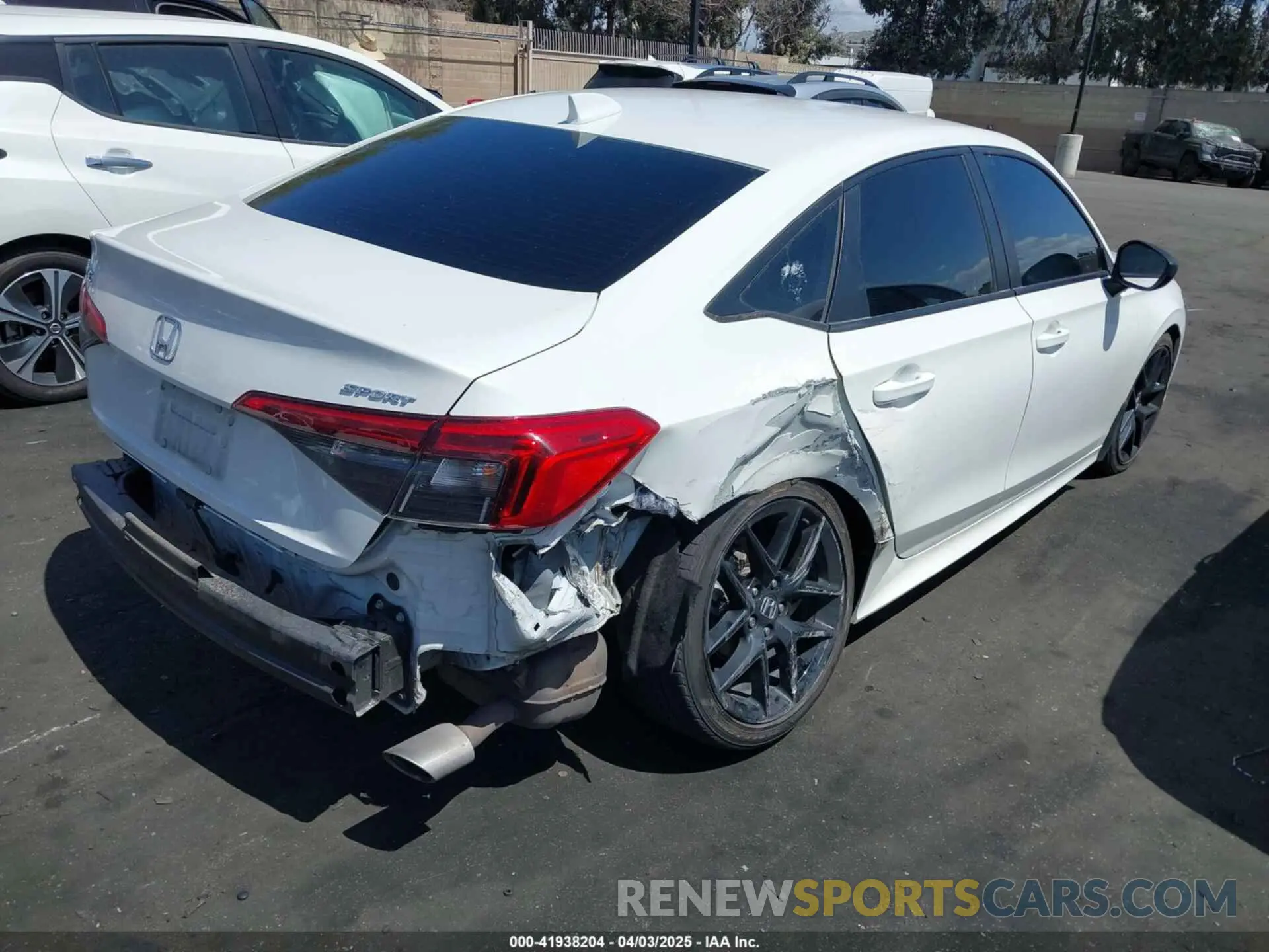4 Photograph of a damaged car 2HGFE2F55PH550697 HONDA CIVIC 2023