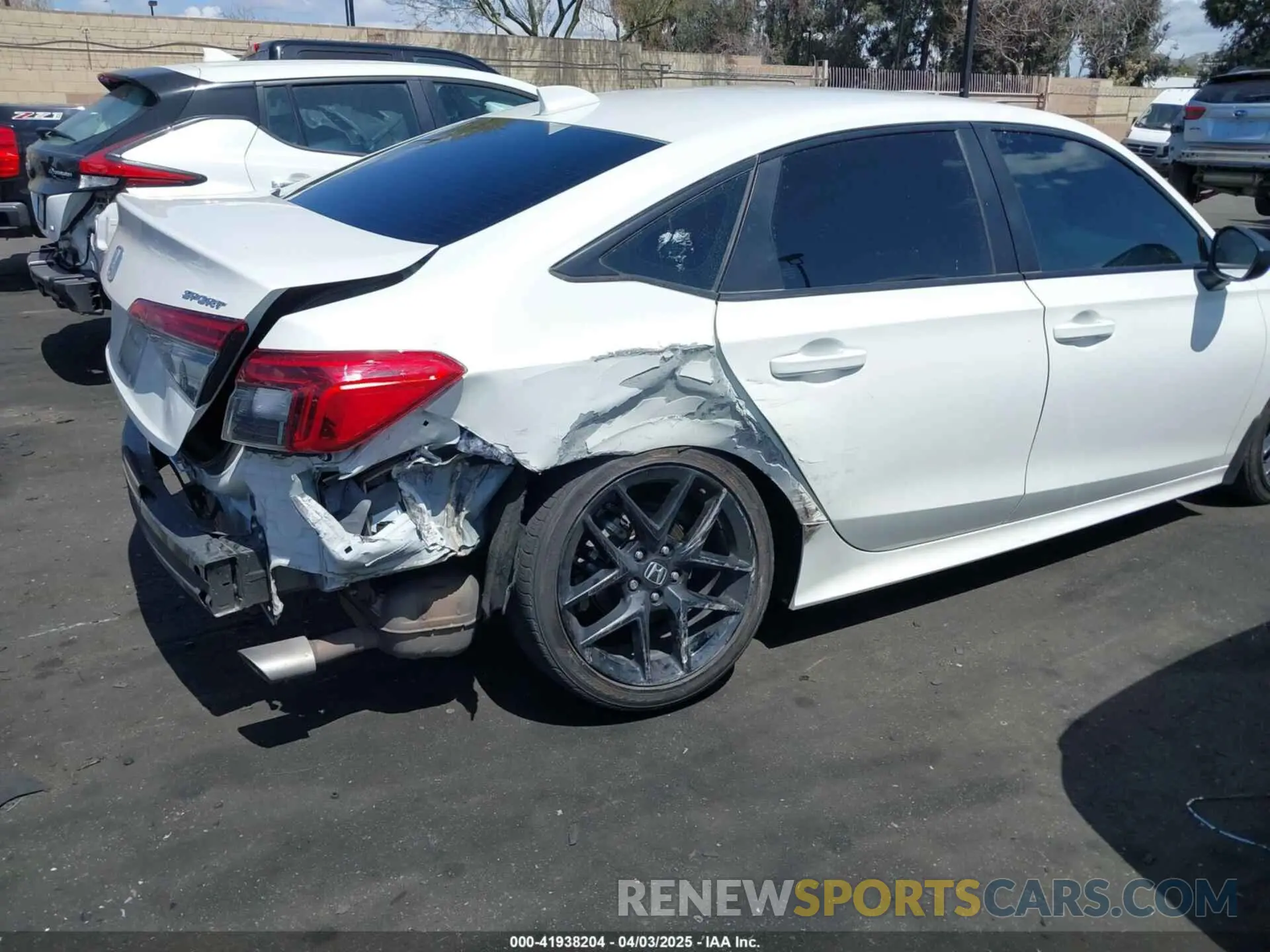 6 Photograph of a damaged car 2HGFE2F55PH550697 HONDA CIVIC 2023