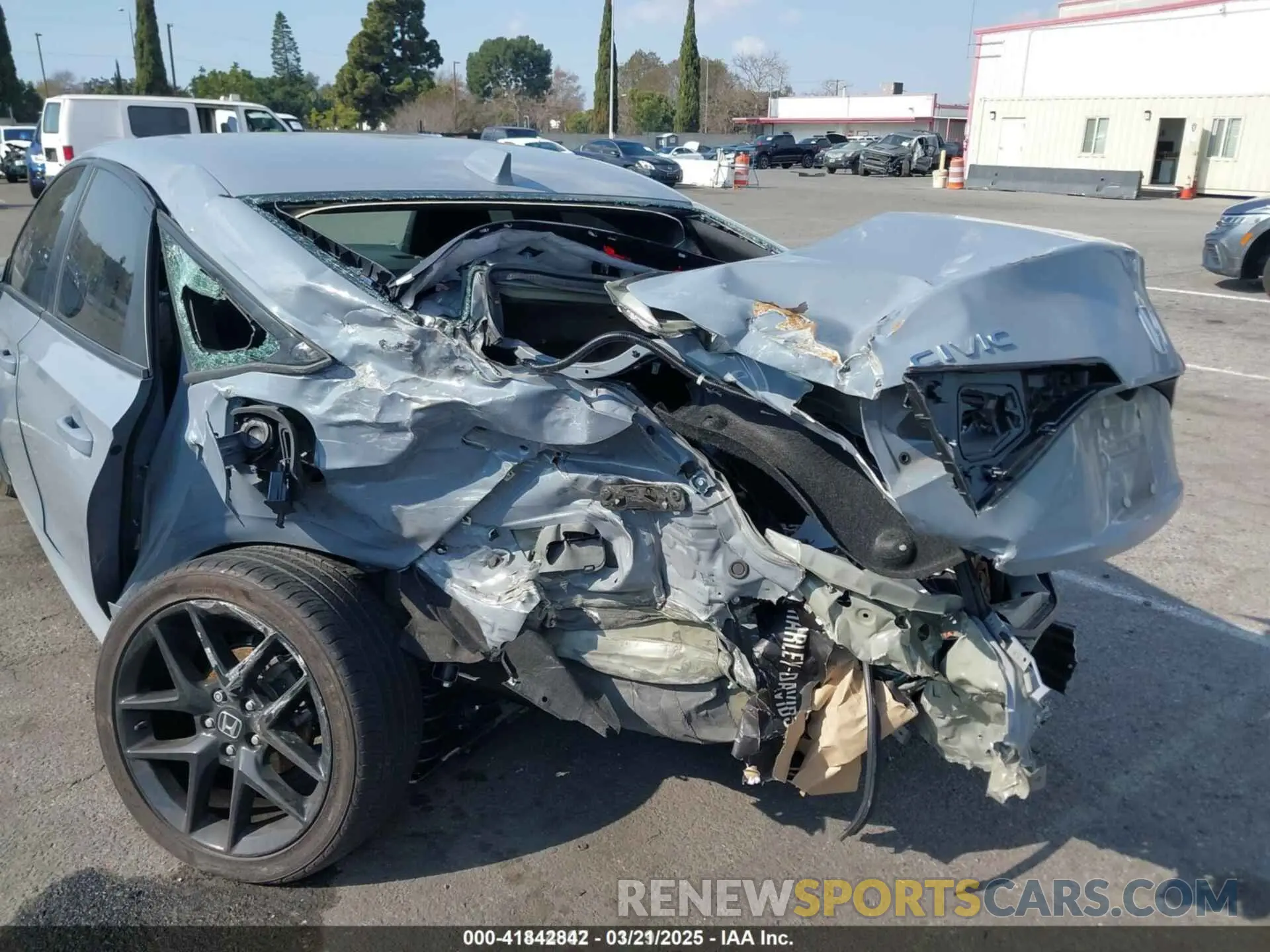 6 Photograph of a damaged car 2HGFE2F55PH566396 HONDA CIVIC 2023