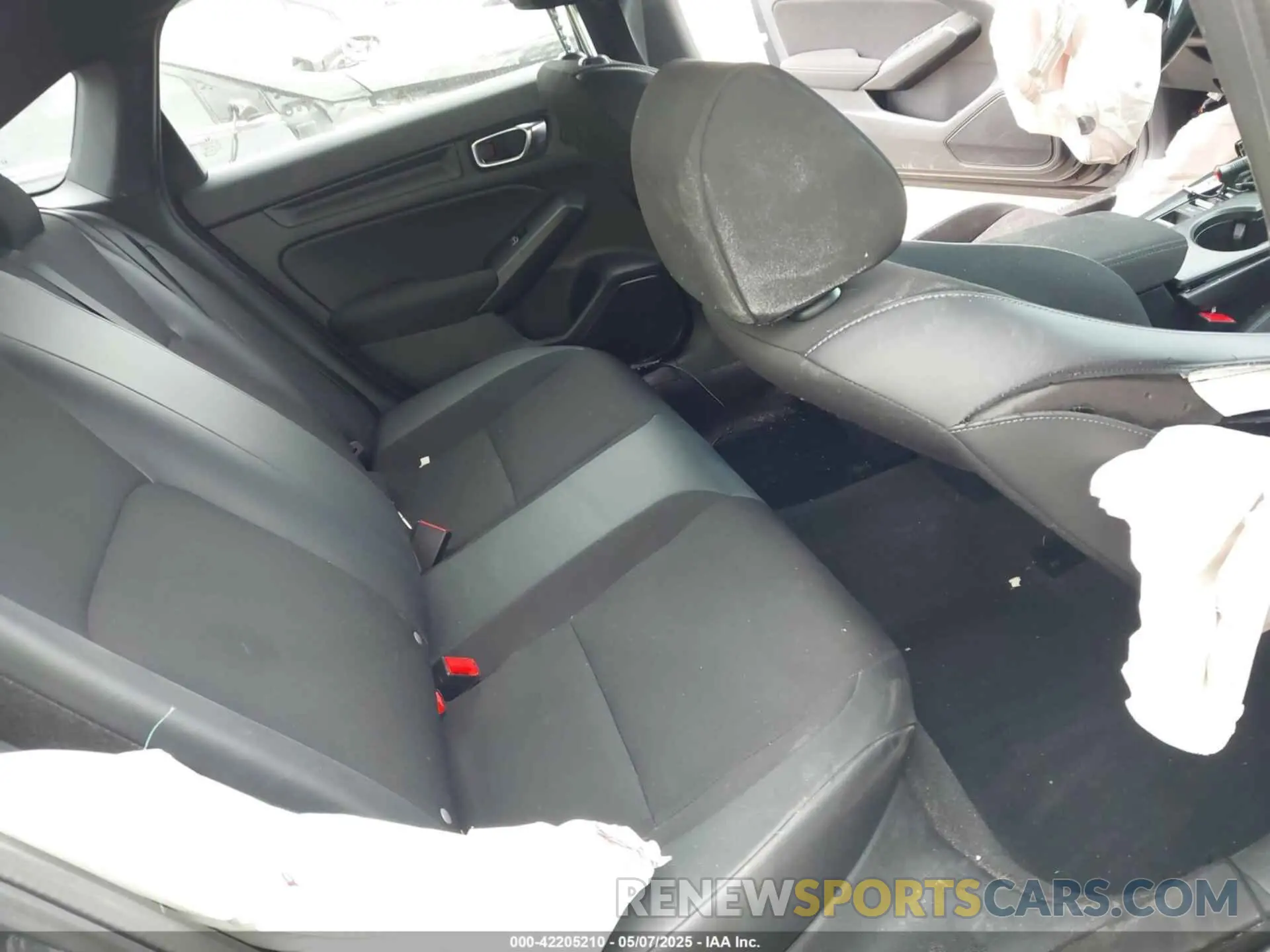 8 Photograph of a damaged car 2HGFE2F56PH521743 HONDA CIVIC 2023