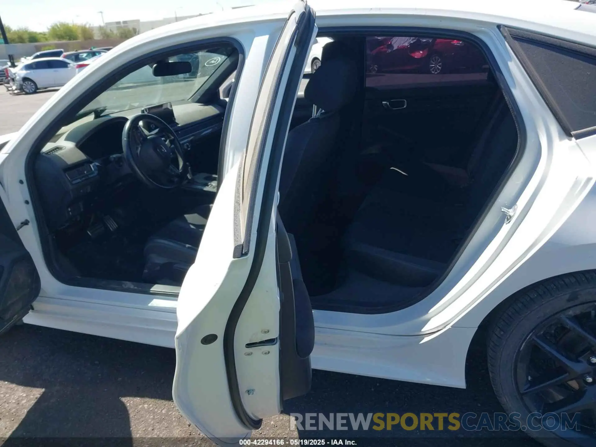 8 Photograph of a damaged car 2HGFE2F57PH518785 HONDA CIVIC 2023