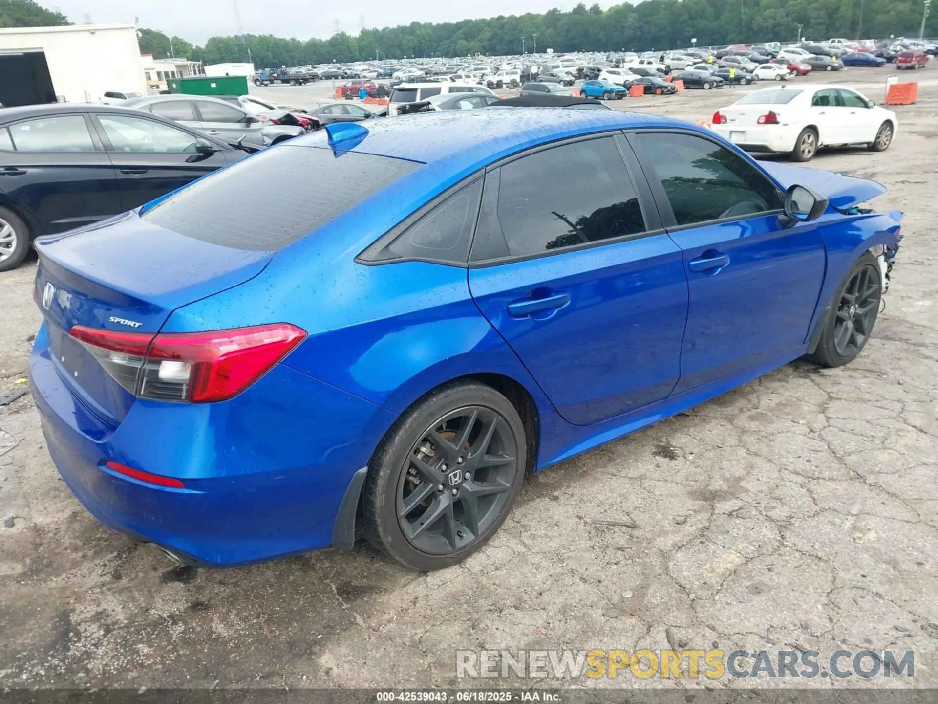 4 Photograph of a damaged car 2HGFE2F57PH543976 HONDA CIVIC 2023