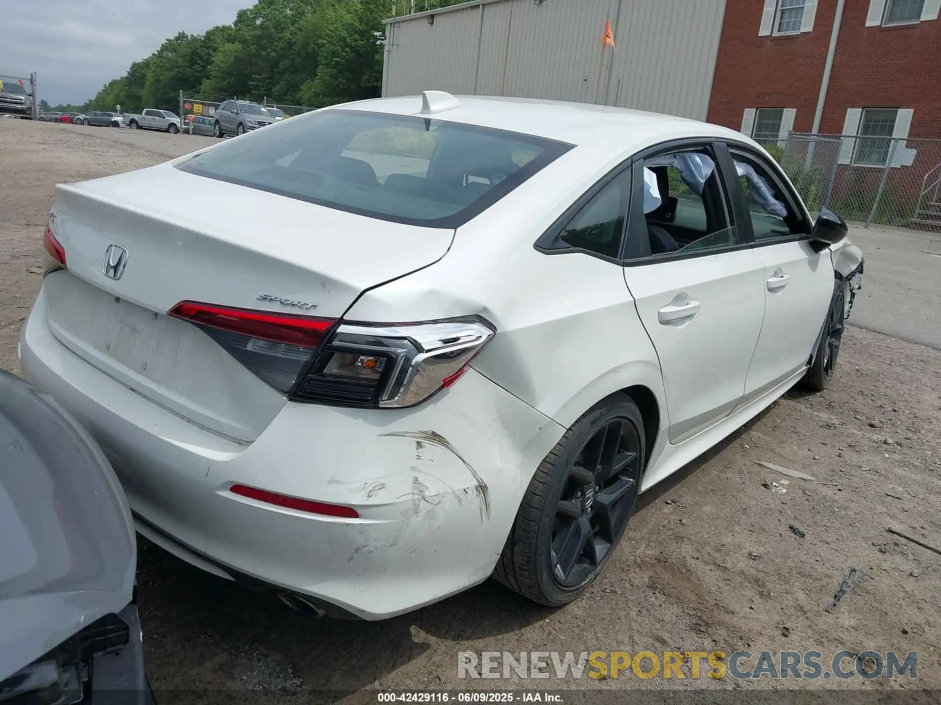 4 Photograph of a damaged car 2HGFE2F57PH561393 HONDA CIVIC 2023