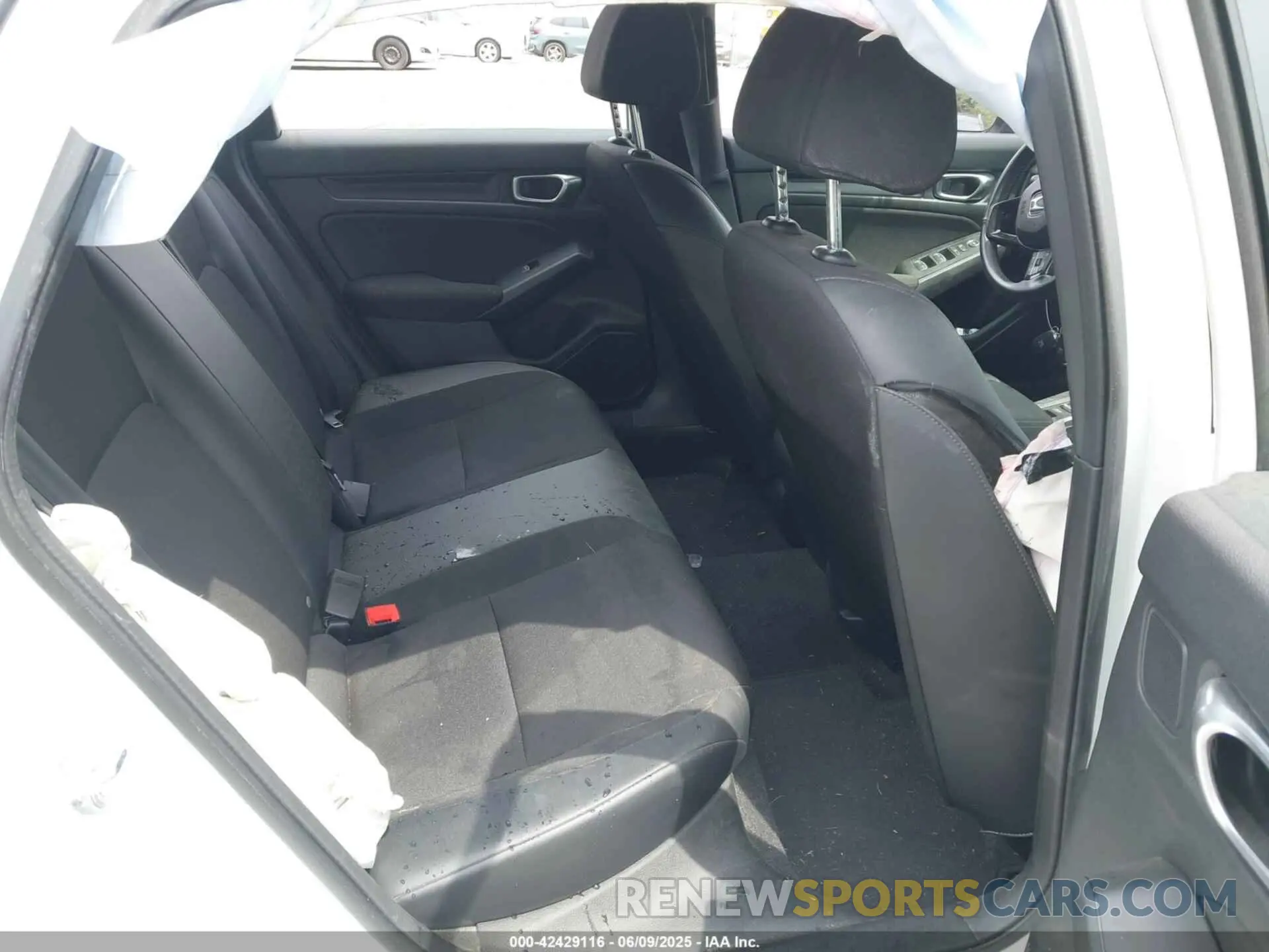 8 Photograph of a damaged car 2HGFE2F57PH561393 HONDA CIVIC 2023