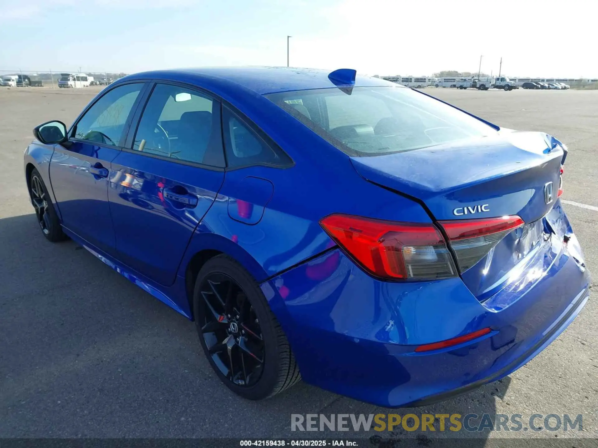 3 Фотография поврежденного автомобиля 2HGFE2F58PH570765 HONDA CIVIC 2023