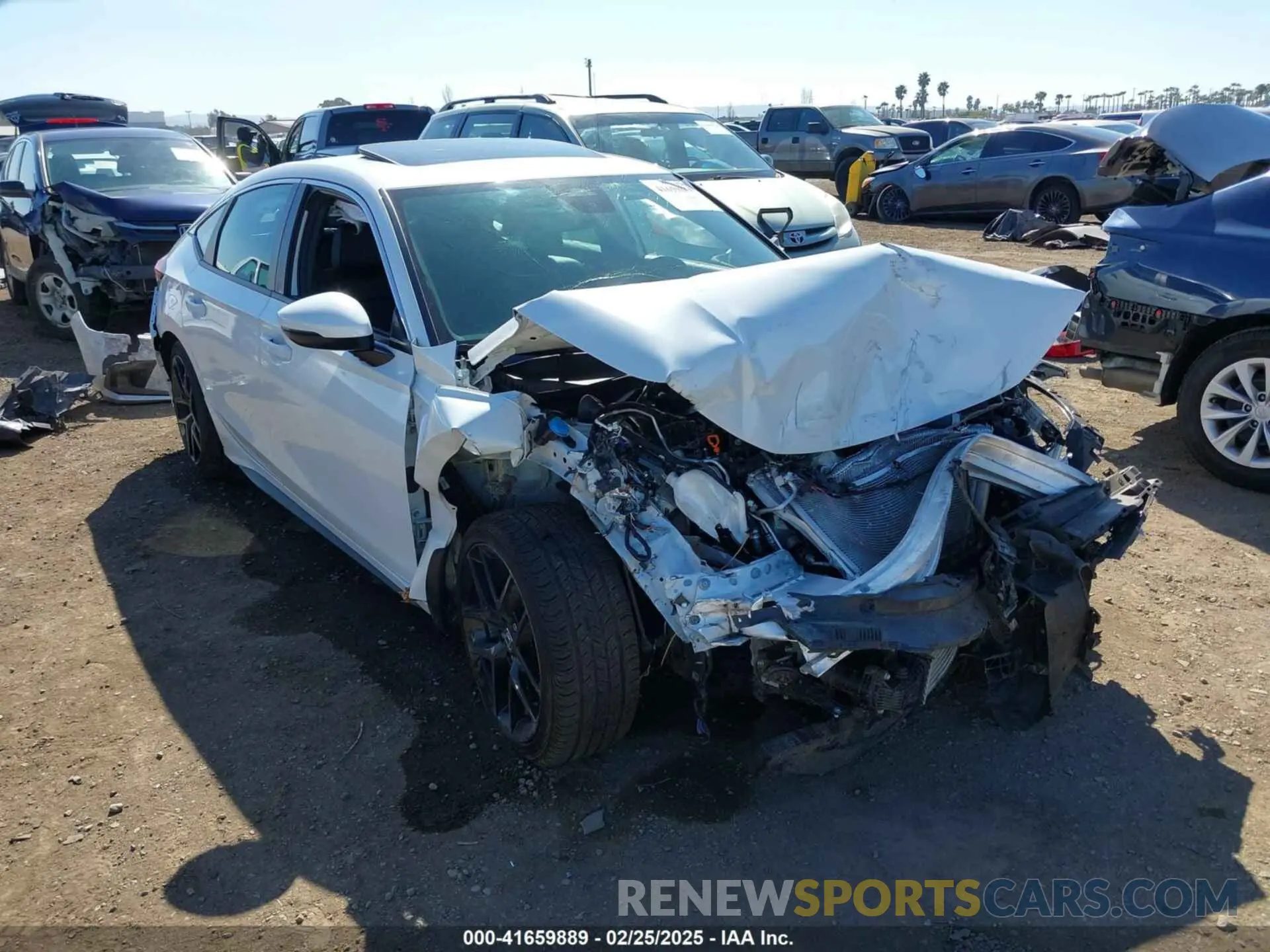 1 Фотография поврежденного автомобиля 19XFL1G84RE029704 HONDA CIVIC 2024