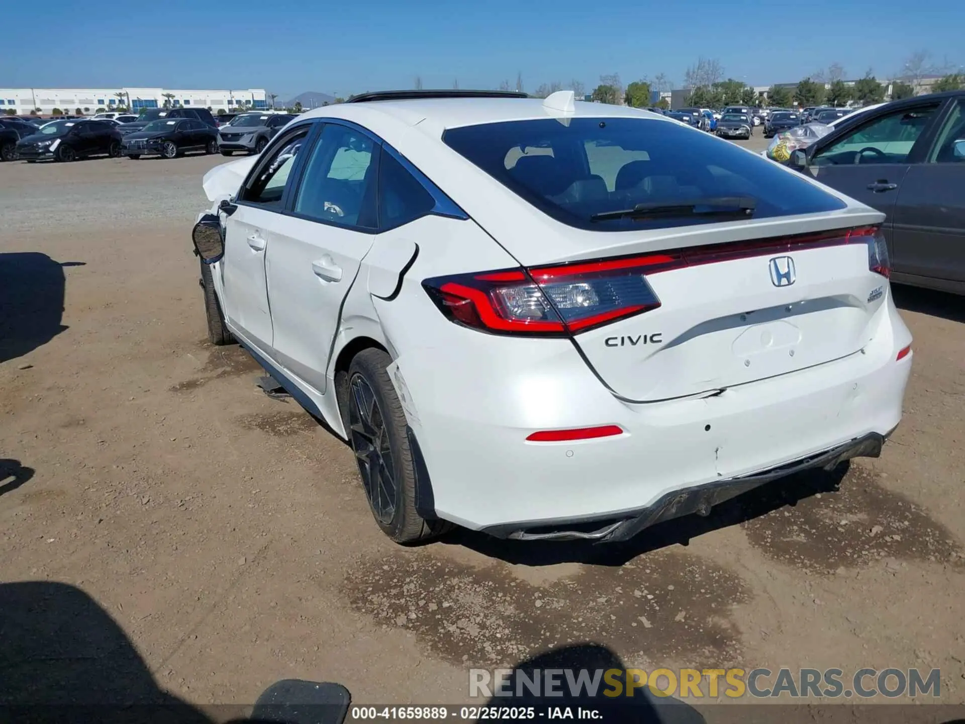 3 Фотография поврежденного автомобиля 19XFL1G84RE029704 HONDA CIVIC 2024
