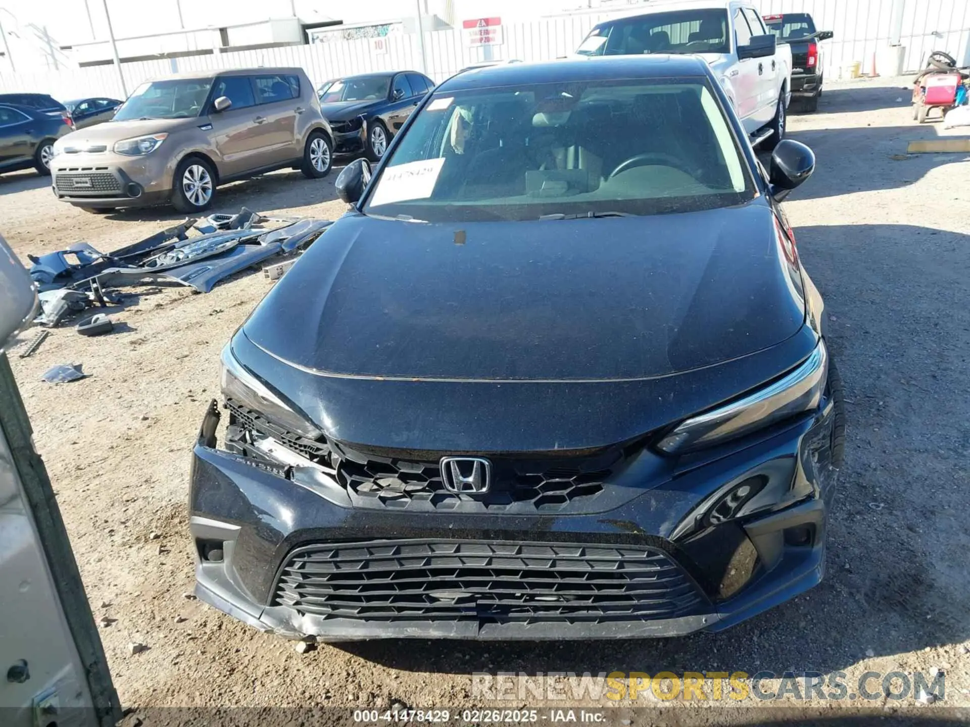 12 Фотография поврежденного автомобиля 19XFL1H72RE014947 HONDA CIVIC 2024