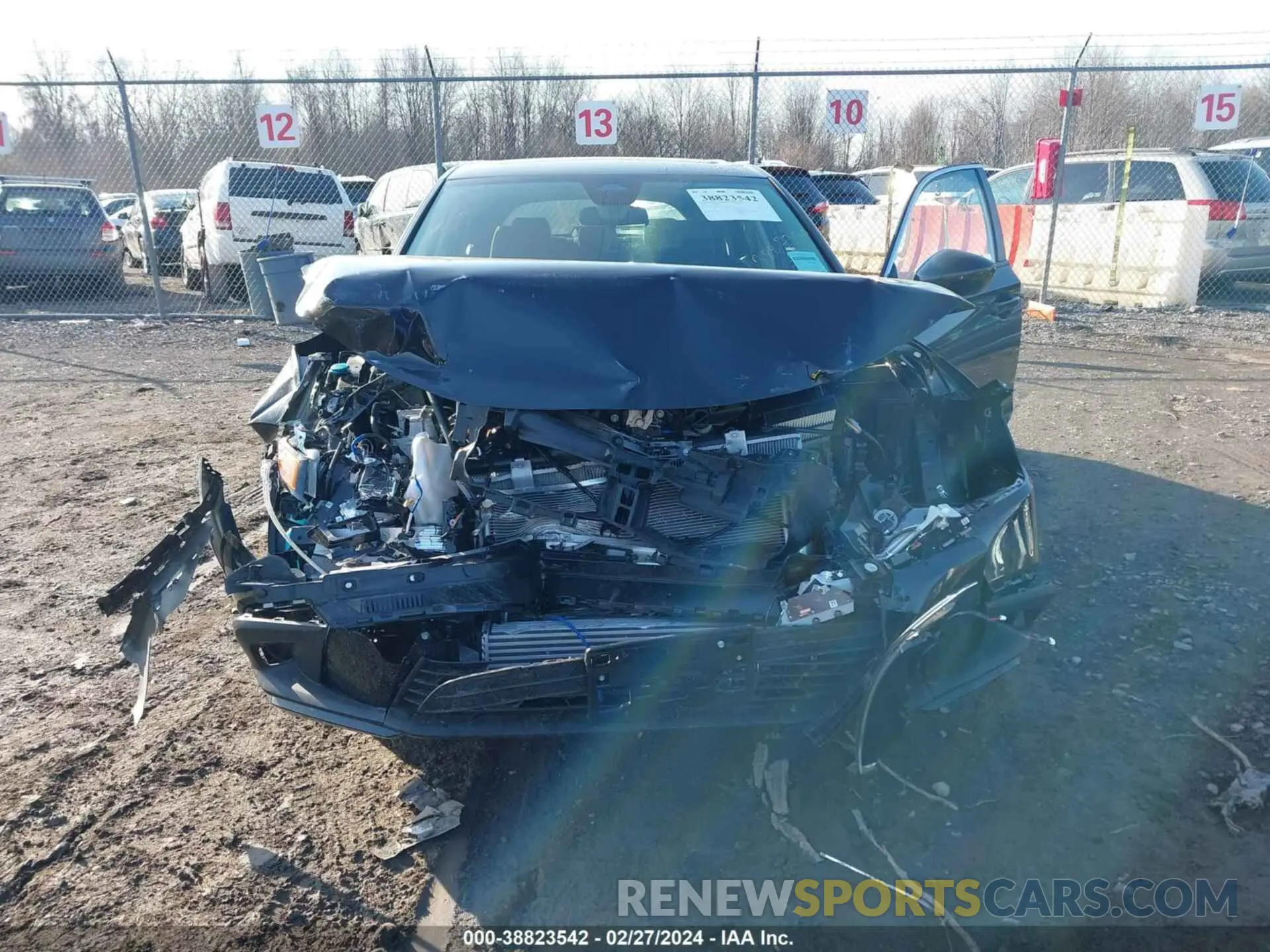 6 Photograph of a damaged car 19XFL1H73RE014164 HONDA CIVIC 2024