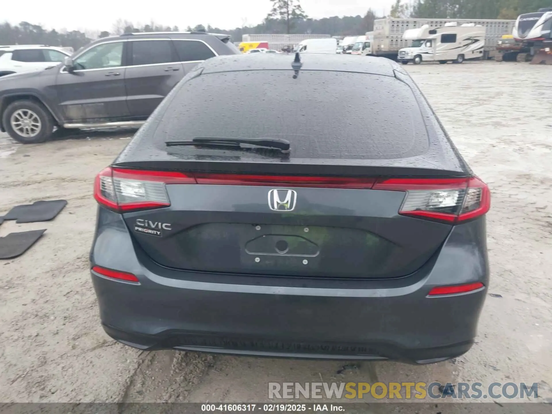 16 Фотография поврежденного автомобиля 19XFL1H73RE022149 HONDA CIVIC 2024