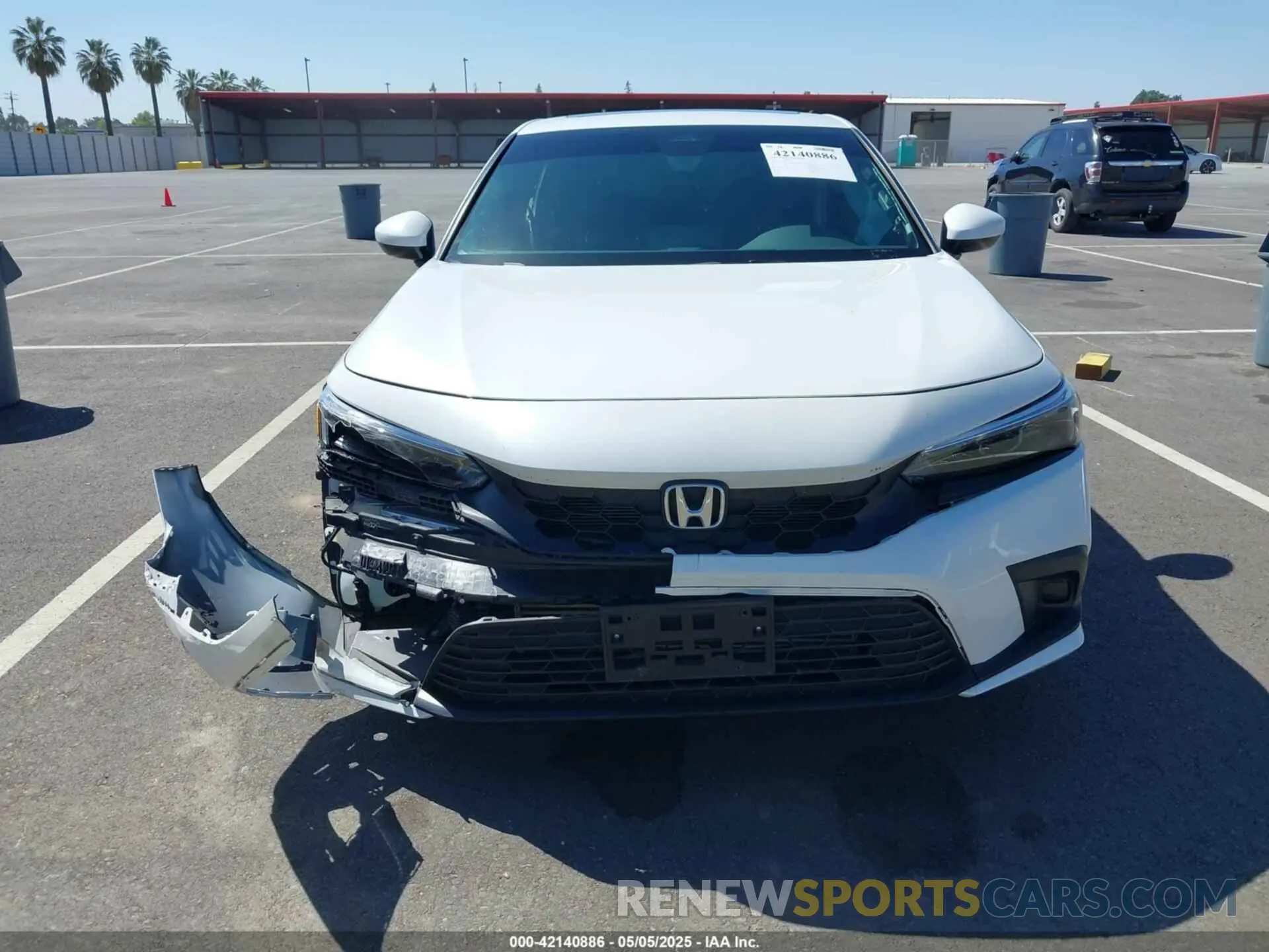 13 Photograph of a damaged car 19XFL1H74RE007787 HONDA CIVIC 2024