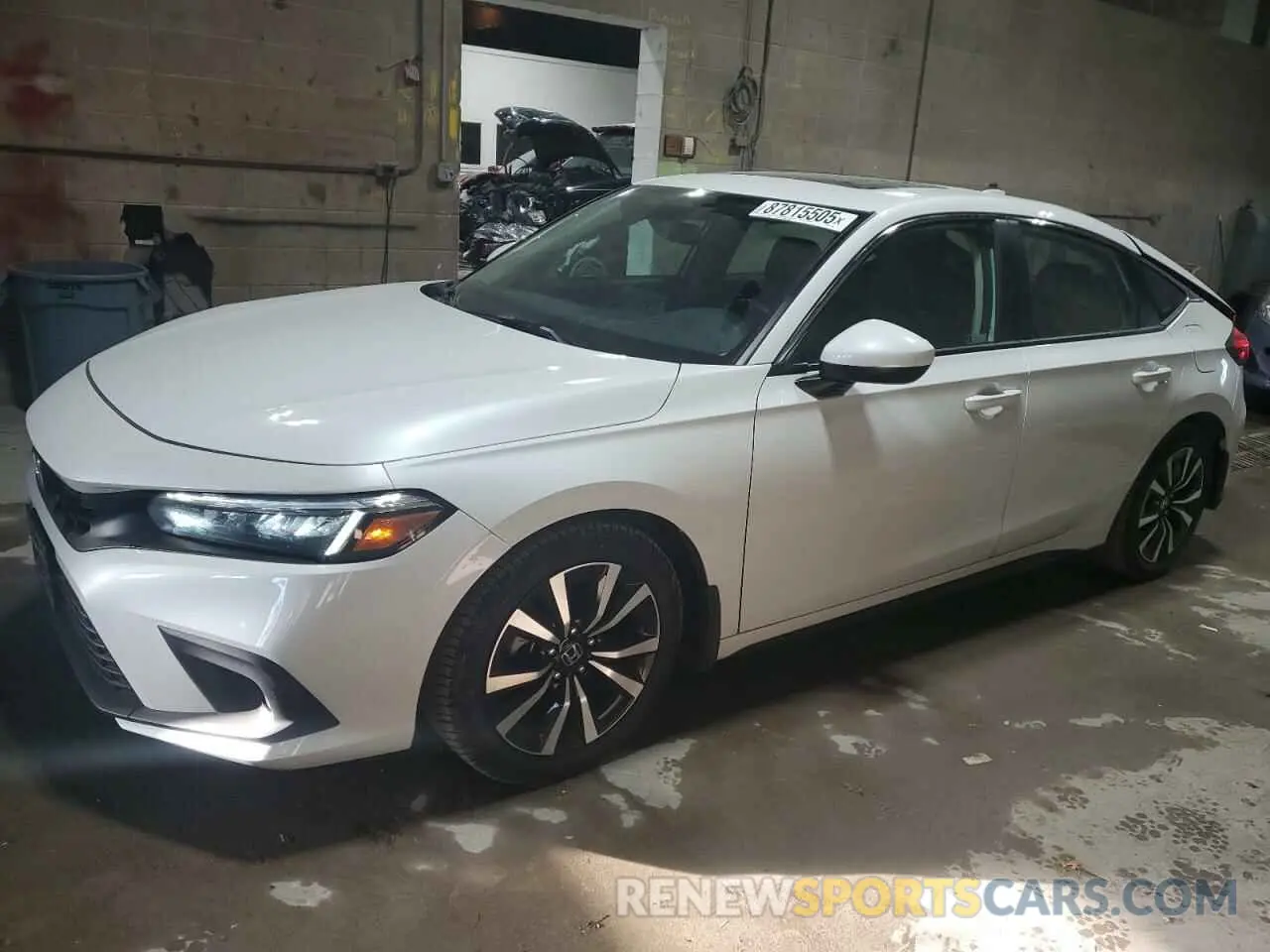 1 Photograph of a damaged car 19XFL1H76RE003689 HONDA CIVIC 2024