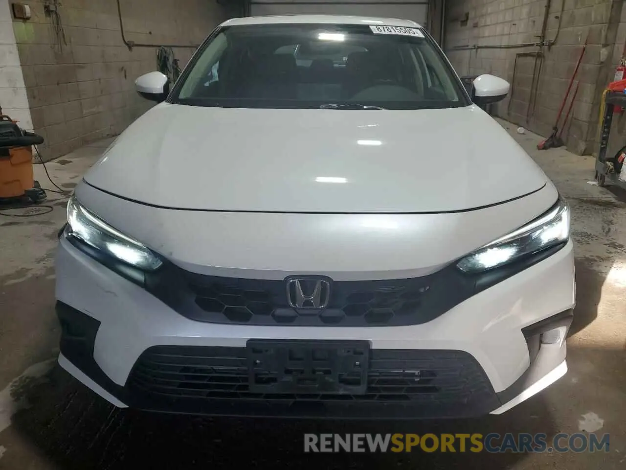 5 Photograph of a damaged car 19XFL1H76RE003689 HONDA CIVIC 2024