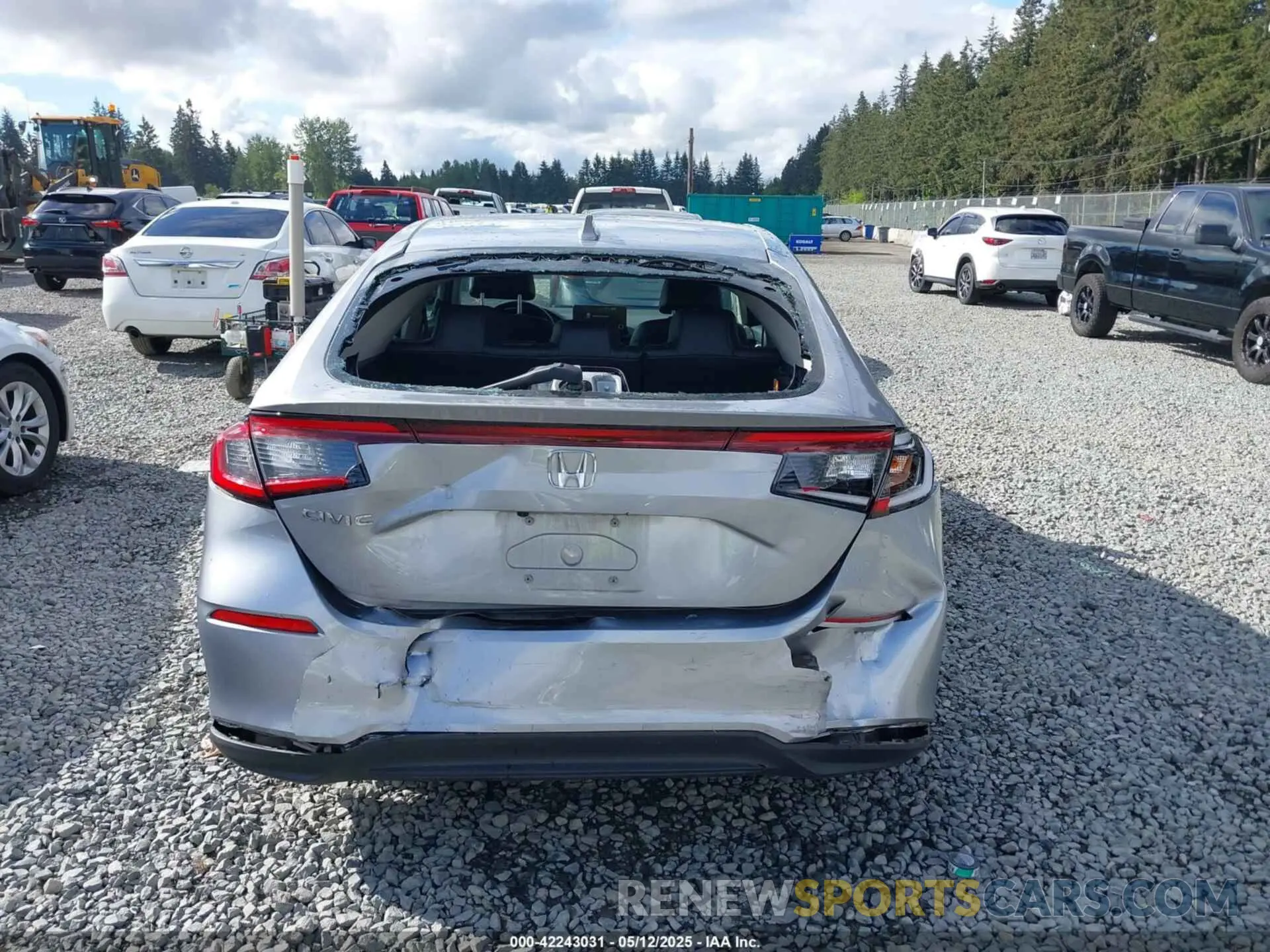 6 Фотография поврежденного автомобиля 19XFL1H79RE008871 HONDA CIVIC 2024