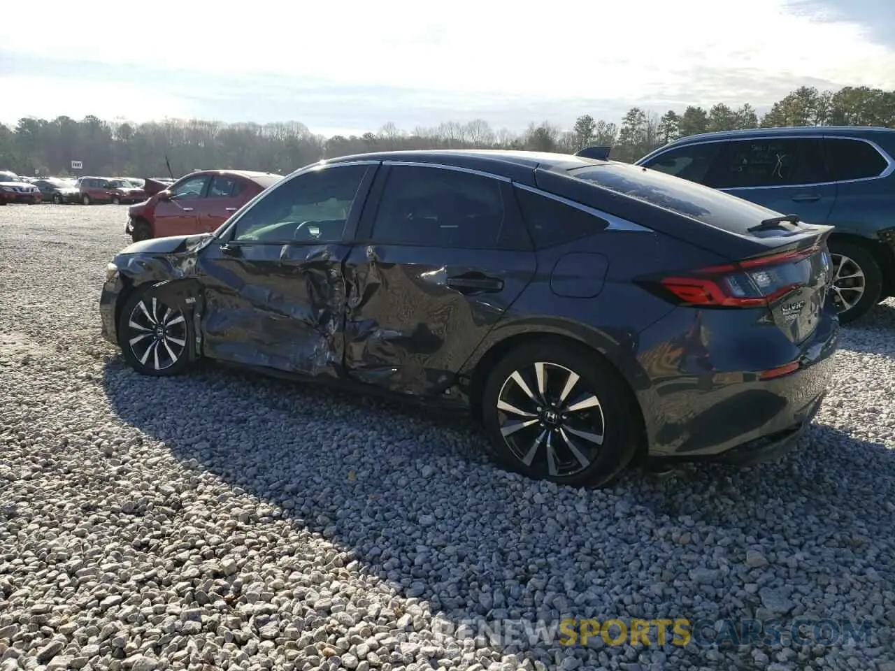 2 Фотография поврежденного автомобиля 19XFL1H79RE027520 HONDA CIVIC 2024