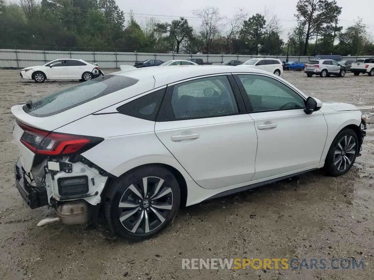 3 Photograph of a damaged car 19XFL1H7XRE012055 HONDA CIVIC 2024