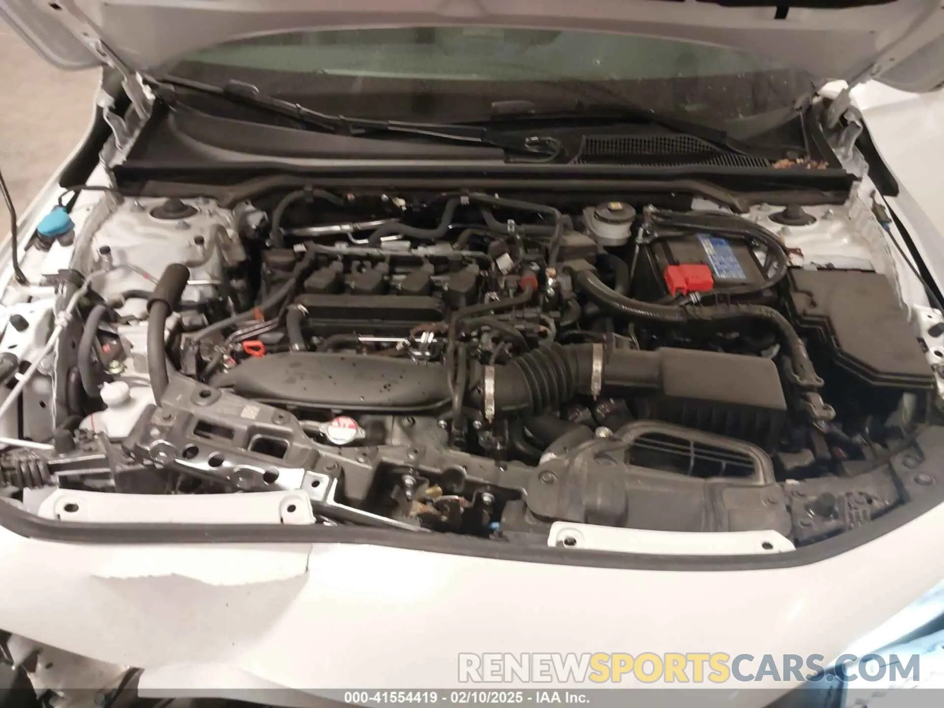 10 Photograph of a damaged car 19XFL1H80RE023476 HONDA CIVIC 2024