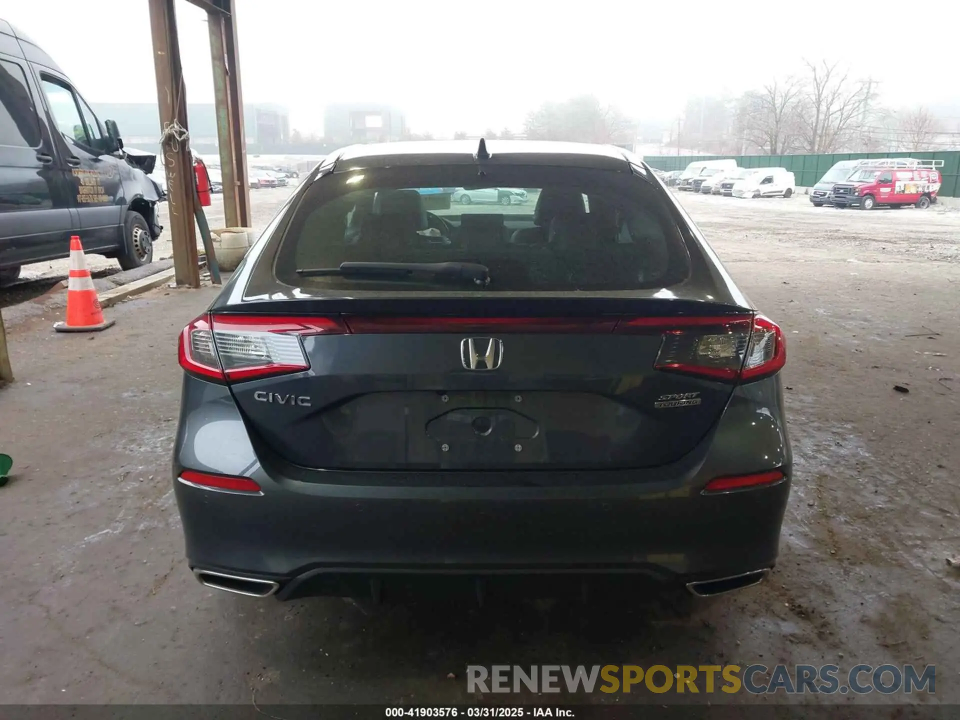 16 Photograph of a damaged car 19XFL1H86RE009873 HONDA CIVIC 2024