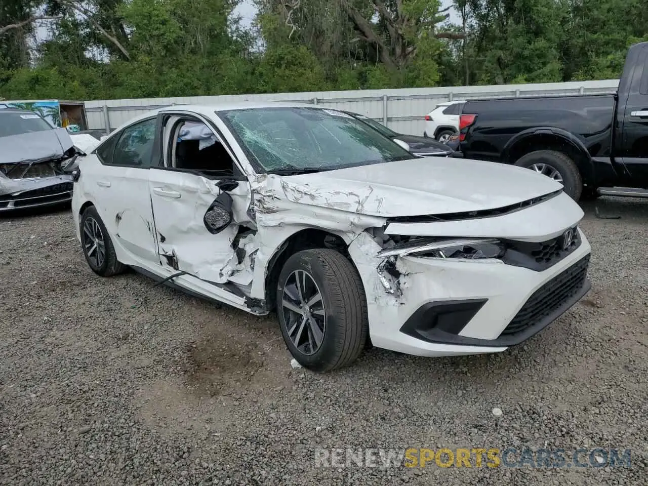 4 Photograph of a damaged car 19XFL2H57RE014740 HONDA CIVIC 2024